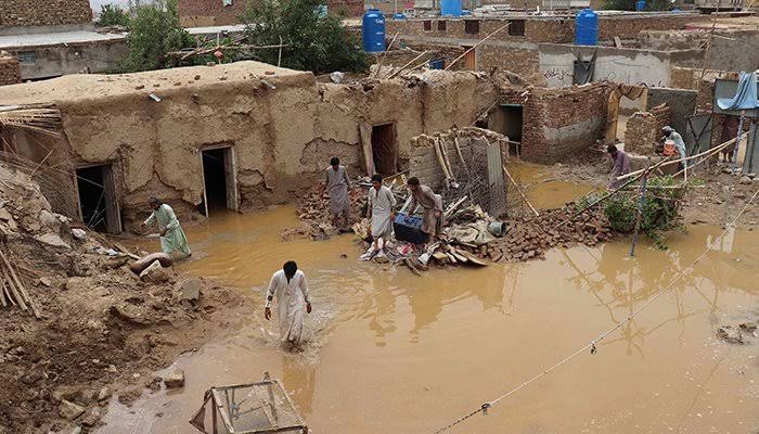 بلوچستان کې د بارانونو او سېلابونو تباهي؛ ماشومانو پشمول ۱۸ کسان وژل شوي دي