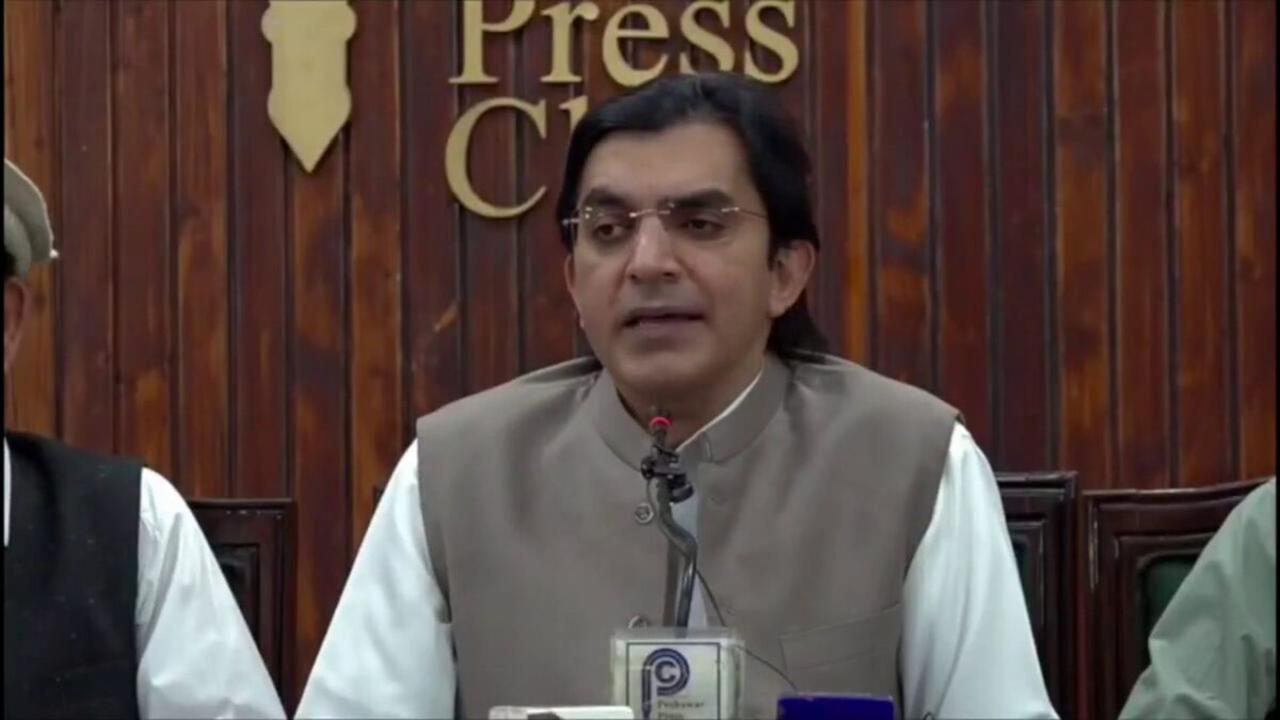 د ملي جمهوري غورځنګ مشر محسن داواړ په شمالي وزیرستان کې د یو استاد نصیب زاده هدفي وژنه غندلې