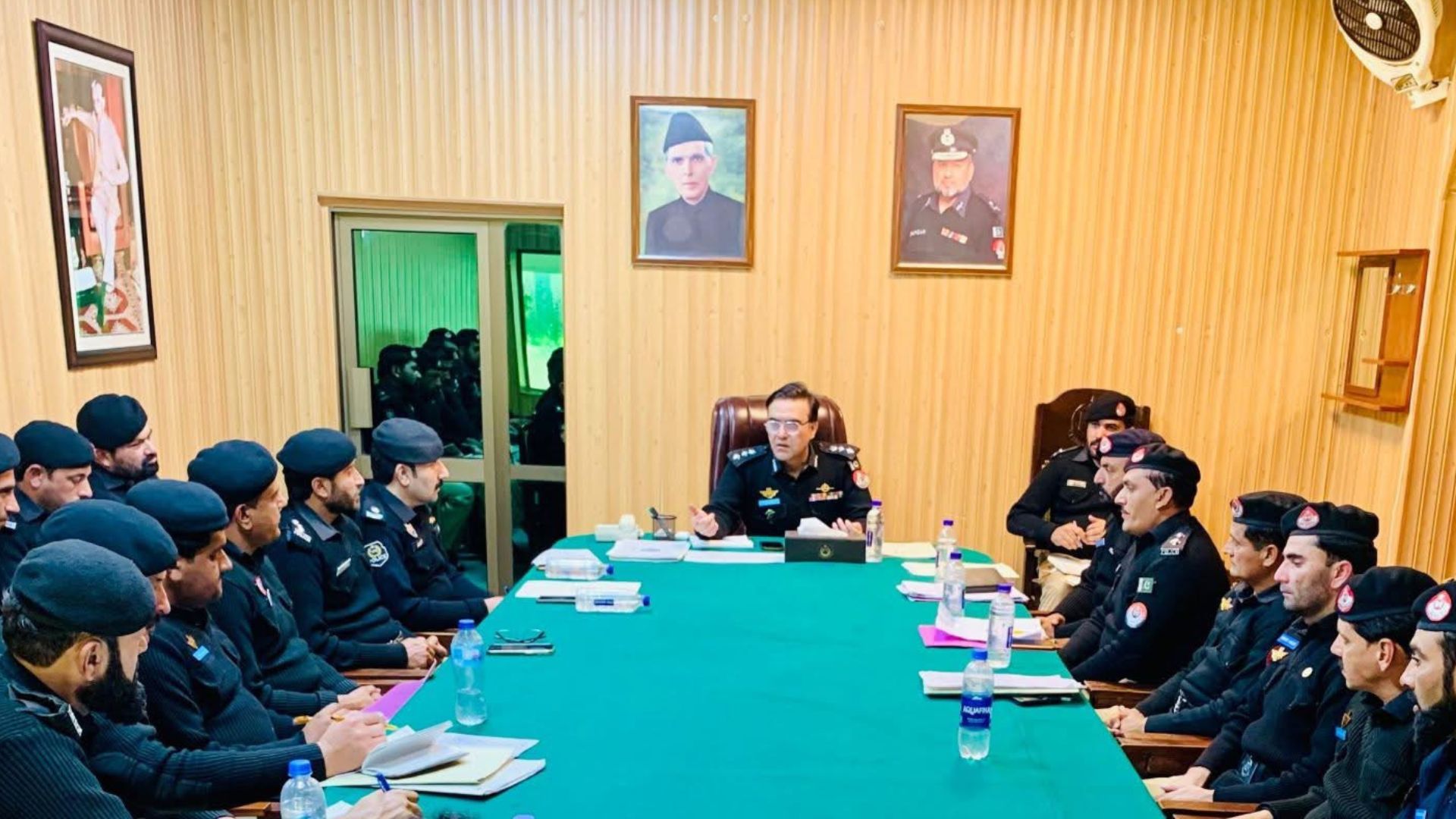 بنوں: د ۲۰۲۶ کال په لومړیو ۱۲۰ ورځو کې د پولیسو کارکردګي، د لاسته راوړنو ترڅنګ پوښتنې هم راپورته شوې