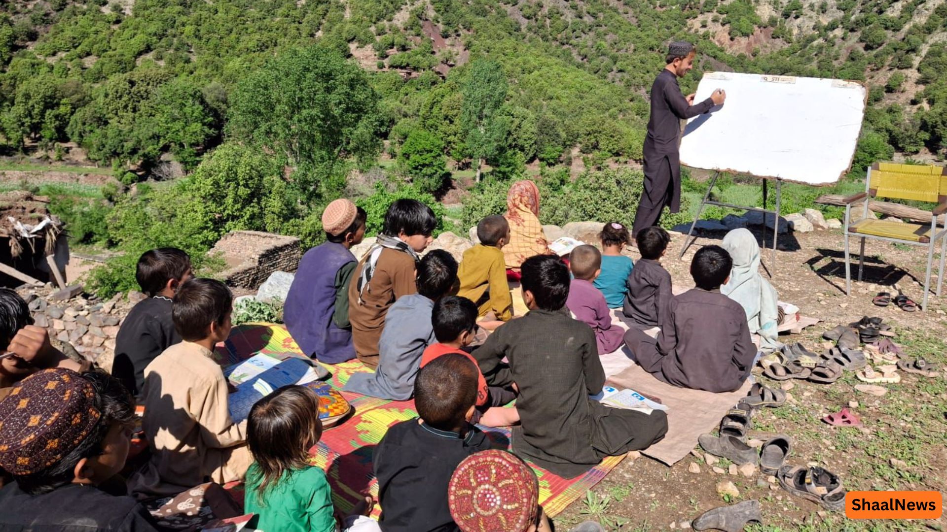 بنسټیز سهولتونه نشته، خو د زدکړو شوق ژوندی دی؛ د تیراه د ماشومانو کیسه