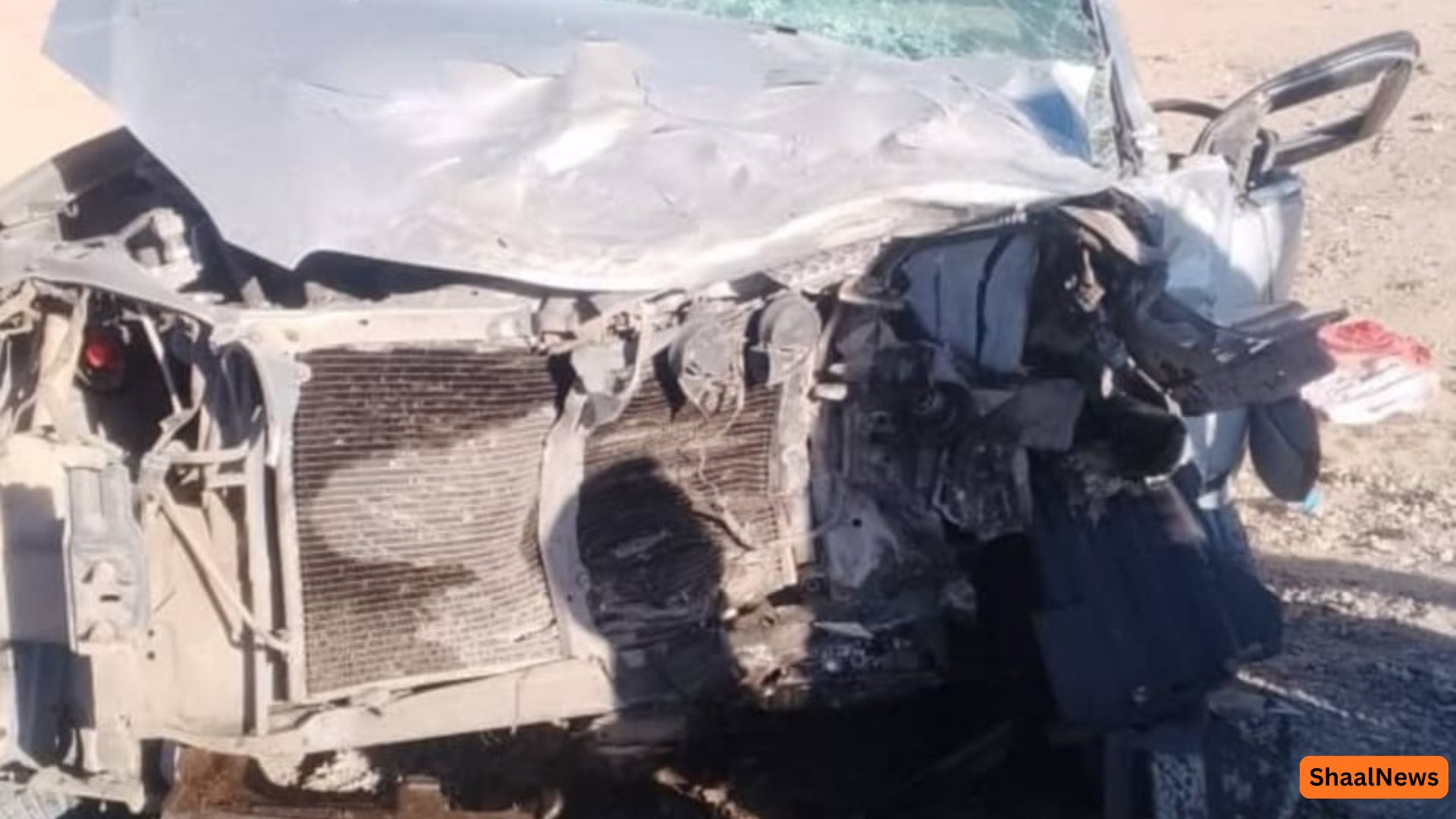 فراه کې ترافیکي پېښه؛ ۲ تنه مړه او ۳ ټپیان دي