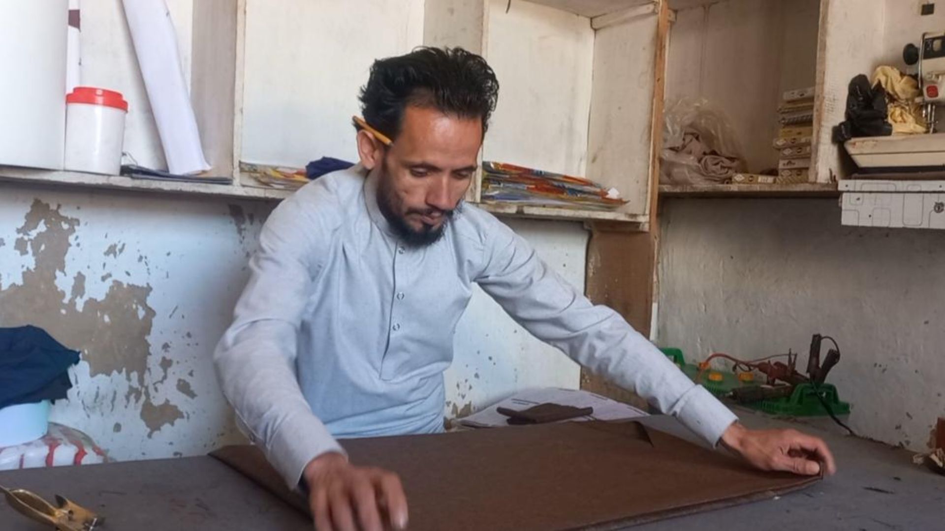 د مالک رحمان د همت داستان: کله چې اراده له معذورۍ لوړه شي