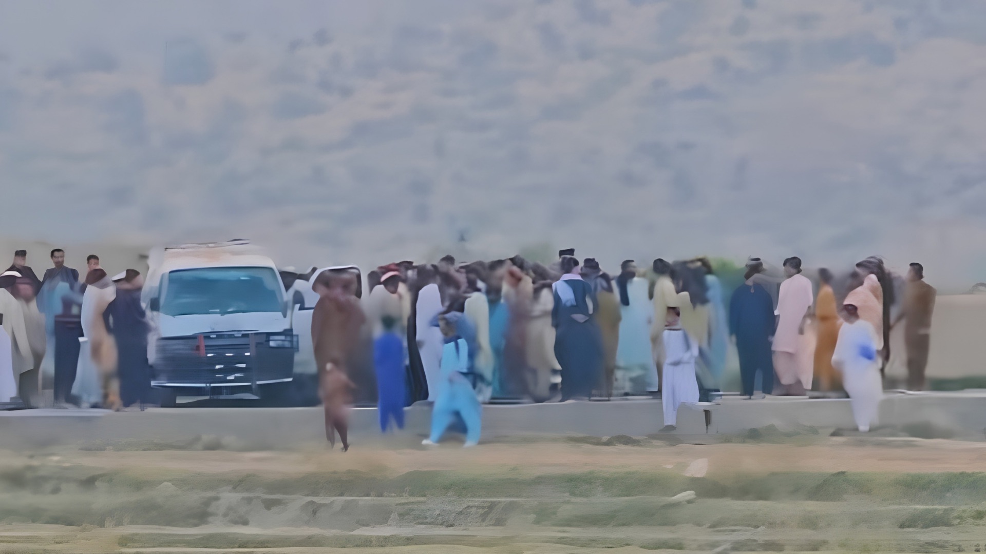 شمالي وزیرستان : د سپین وام او دته خېلو په دوو بېلابېلو سیمو کې عملیات؛ سلګونه کورنۍ بې ځایه شوې