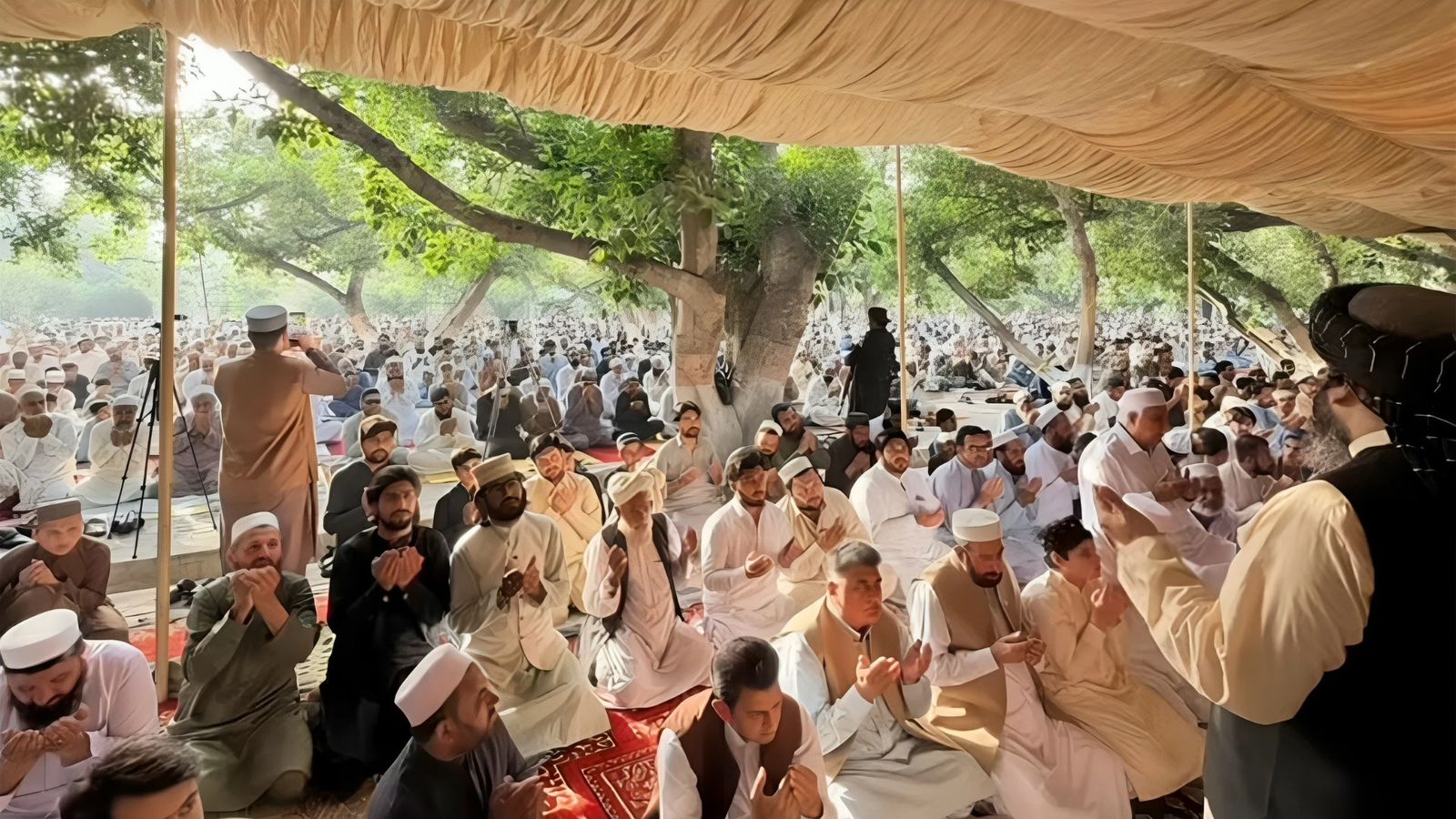 پاکستان، افغانستان او قبایلي سیمو کې د لوي اختر لمونځونه، قربانۍ او د اختر دودونه
