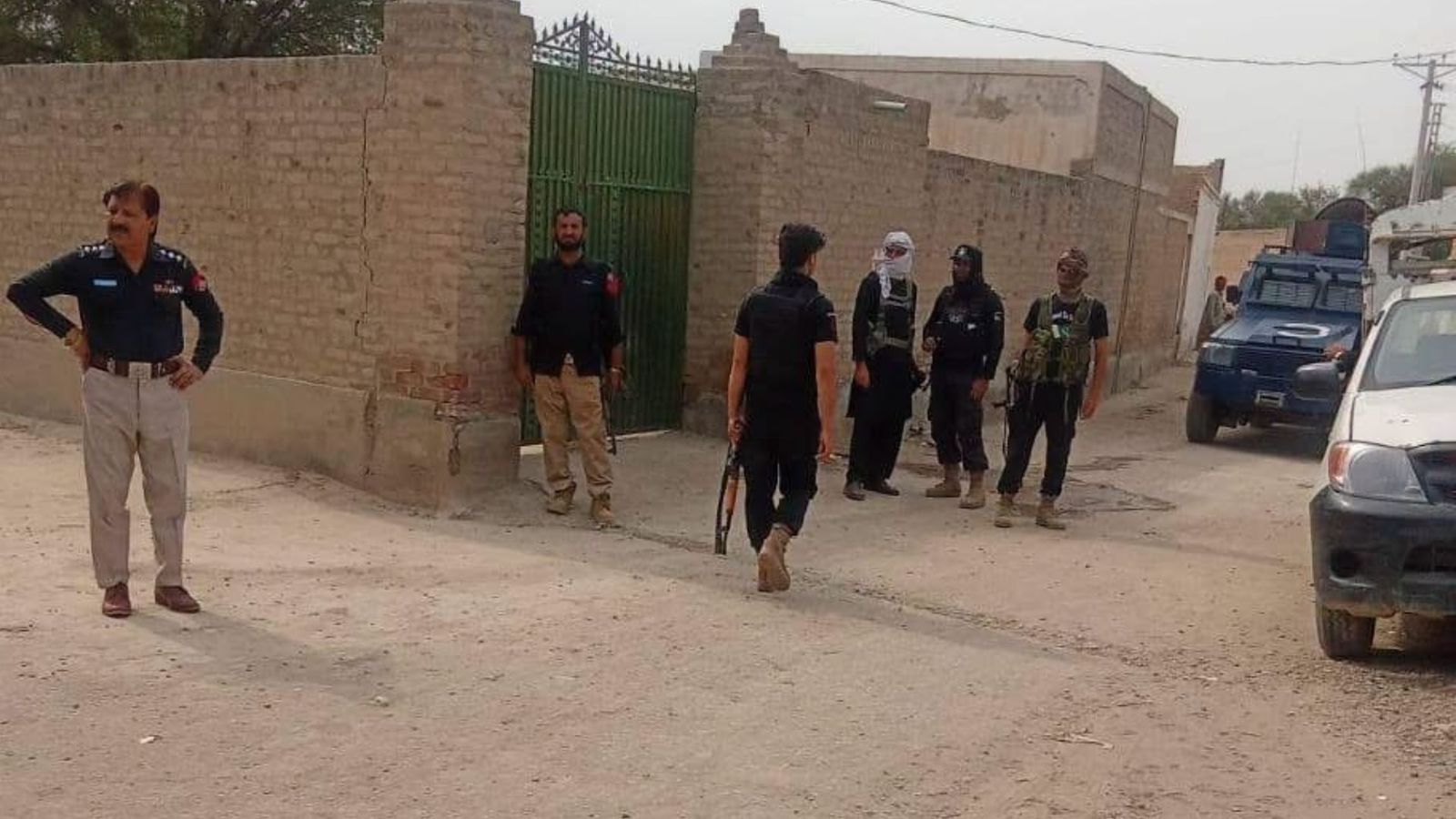 لکي مروت : له ۲ بېلابېلو سيمو په ډزو وژل شوي درې جسدونه موندل شوي دي