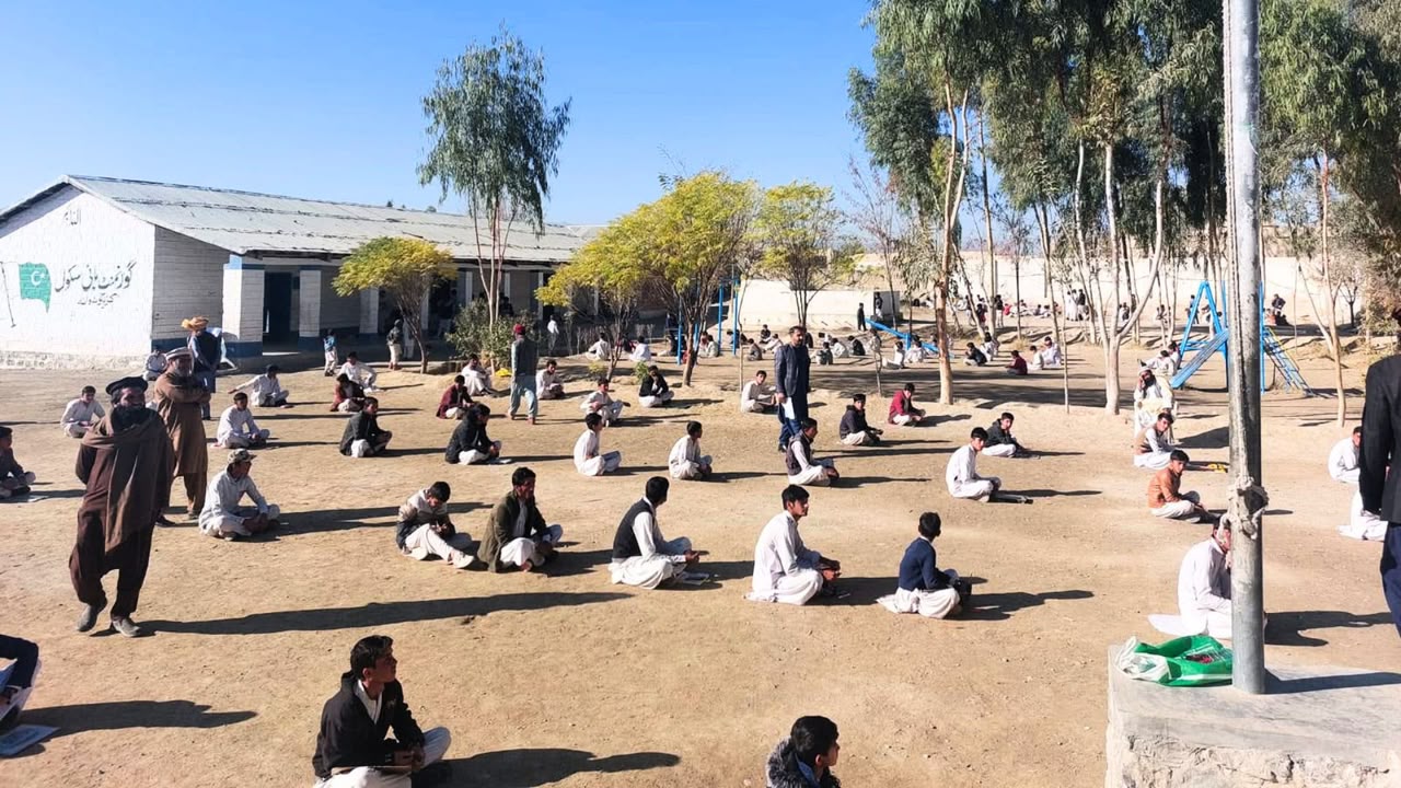 کوز سویلي وزیرستان : د امنیتي اندېښنو له امله یو شمېر ښوونځي تړل شوي، د زده کړو بهېر اغېزمن شوی