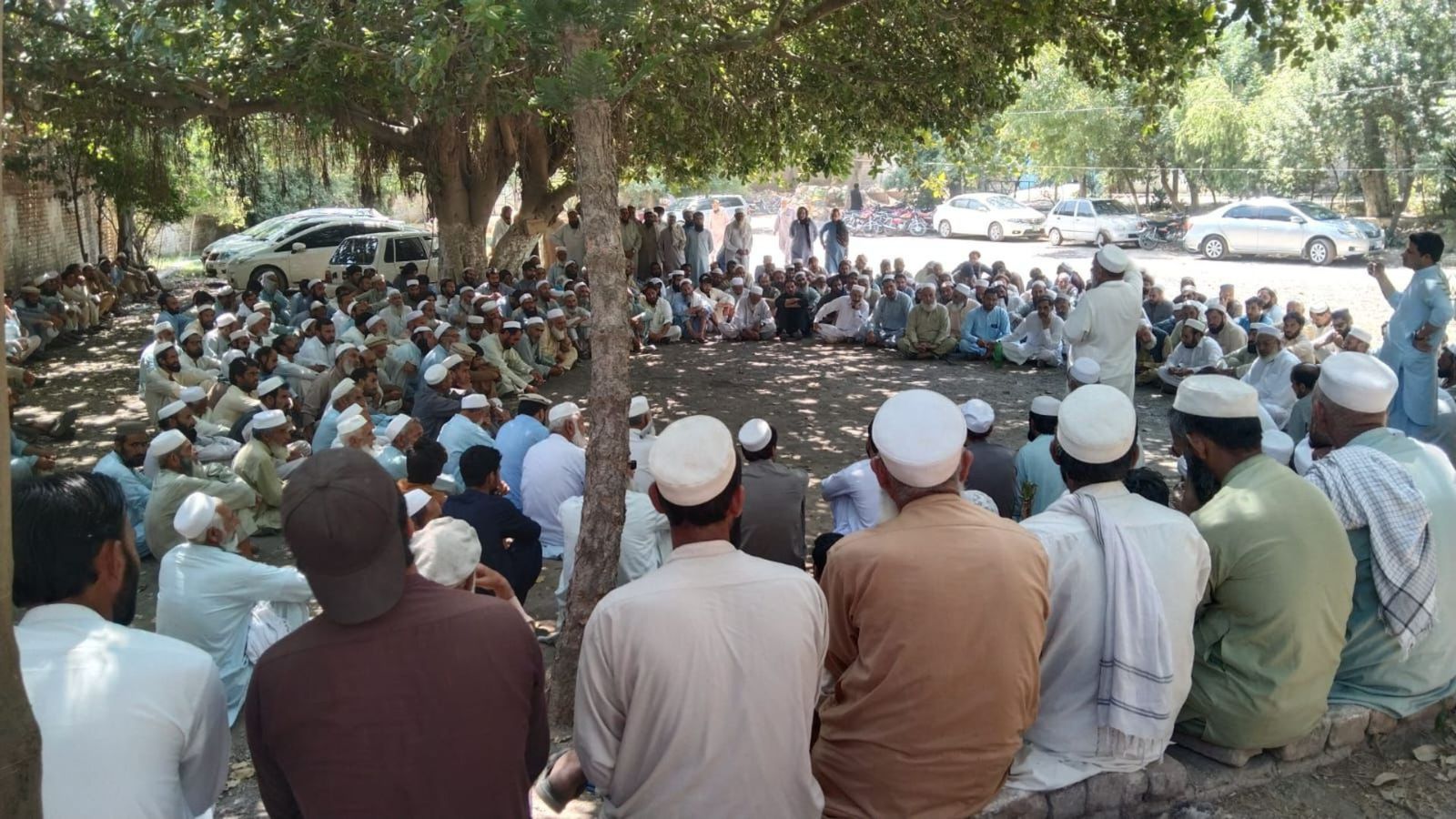 خیبر : د بر قمبرخېلو جرګې د امن، د تیراه د کډوالو د ستنېدو او پرمختیايي پروژو په اړه پرېکړې کړې