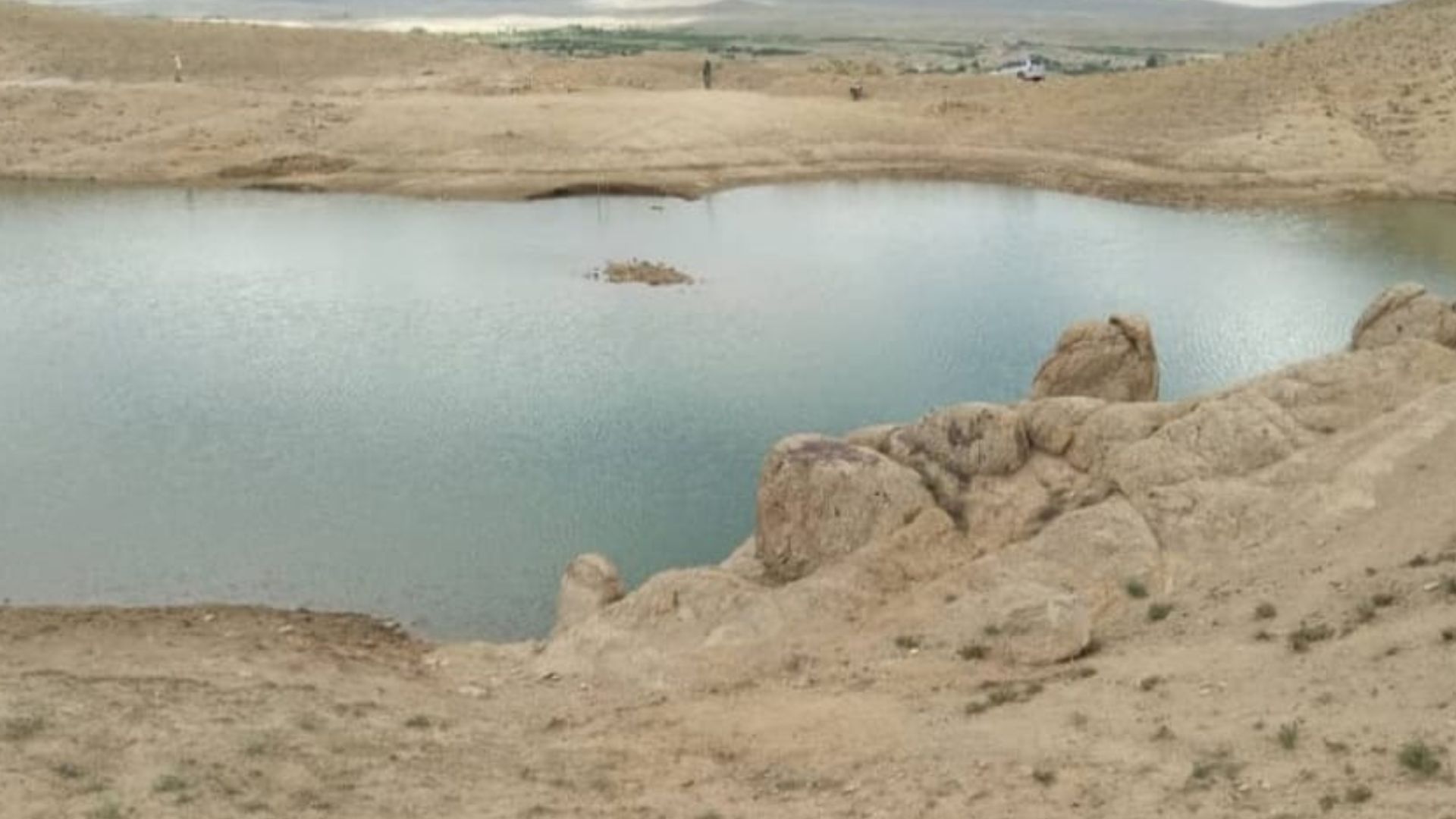 افغانستان : د غزني په شراري بند کې یو ځوان په اوبو کې ډوب شوی