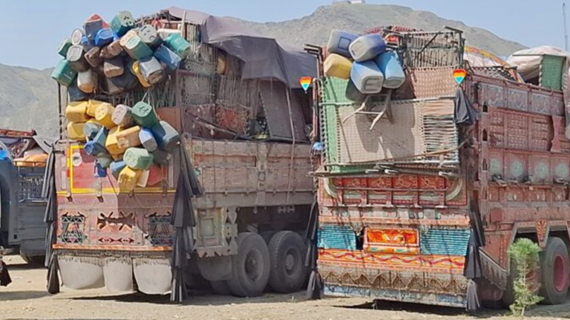 افغانستان کې ۸۹۸ ستنو شويو کورنيو ته د استوګنې ځمکې ورکړل شوې