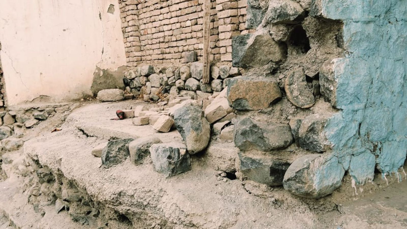 کوز سویلي وزیرستان : د شکۍ دوه سرکاري ښوونځي د ورانېدو له ګواښ سره مخ دي