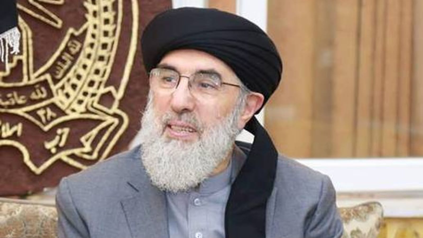 حکمتیار : د افغانستان روانې جګړې نیابتي دي او مهار یې د پردیو په لاس کې دی