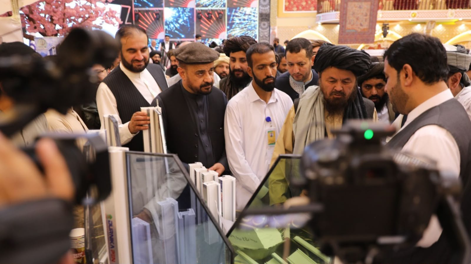 بلخ : د مولانا جلال الدین بلخي په نوم درېیم صنعتي نندارتون پرانیستل شو