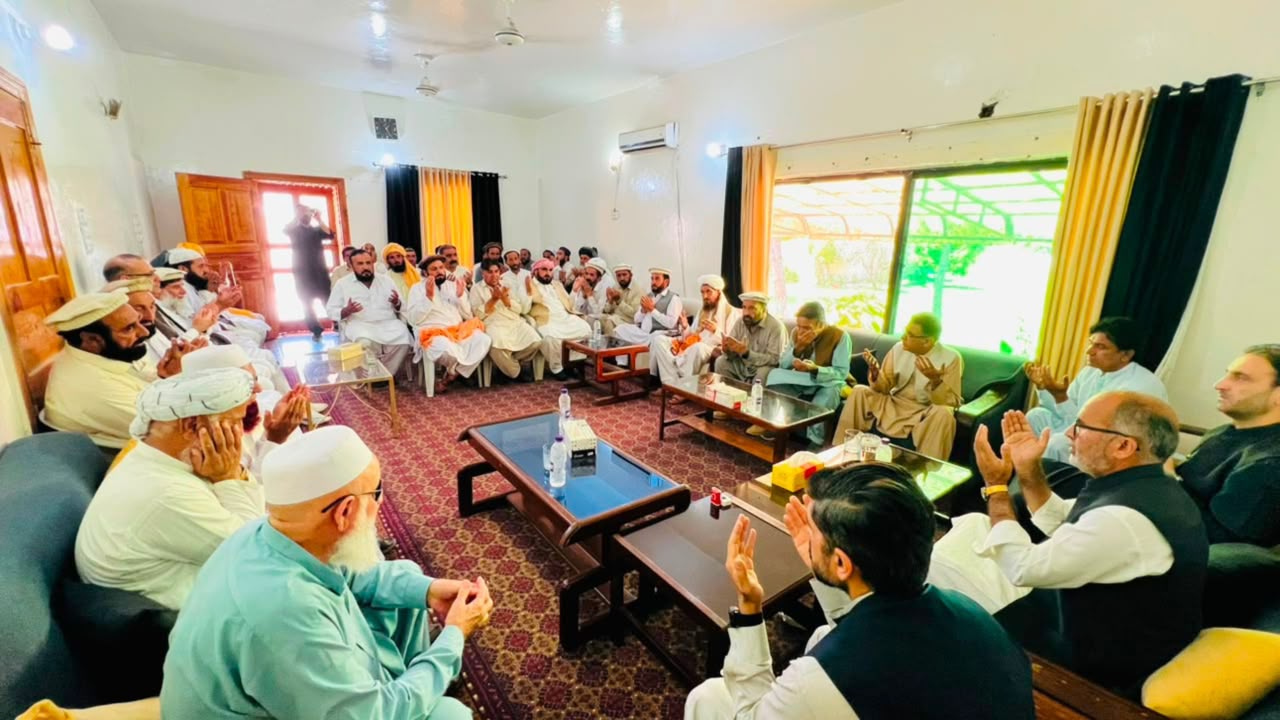 کمشنر کوهاټ : د کرمې د سولې تړون به په هر صورت برقرار ساتل کېږي، د ناسمو اوازو خپروونکو پر ضد به قانوني اقدام کېږي
