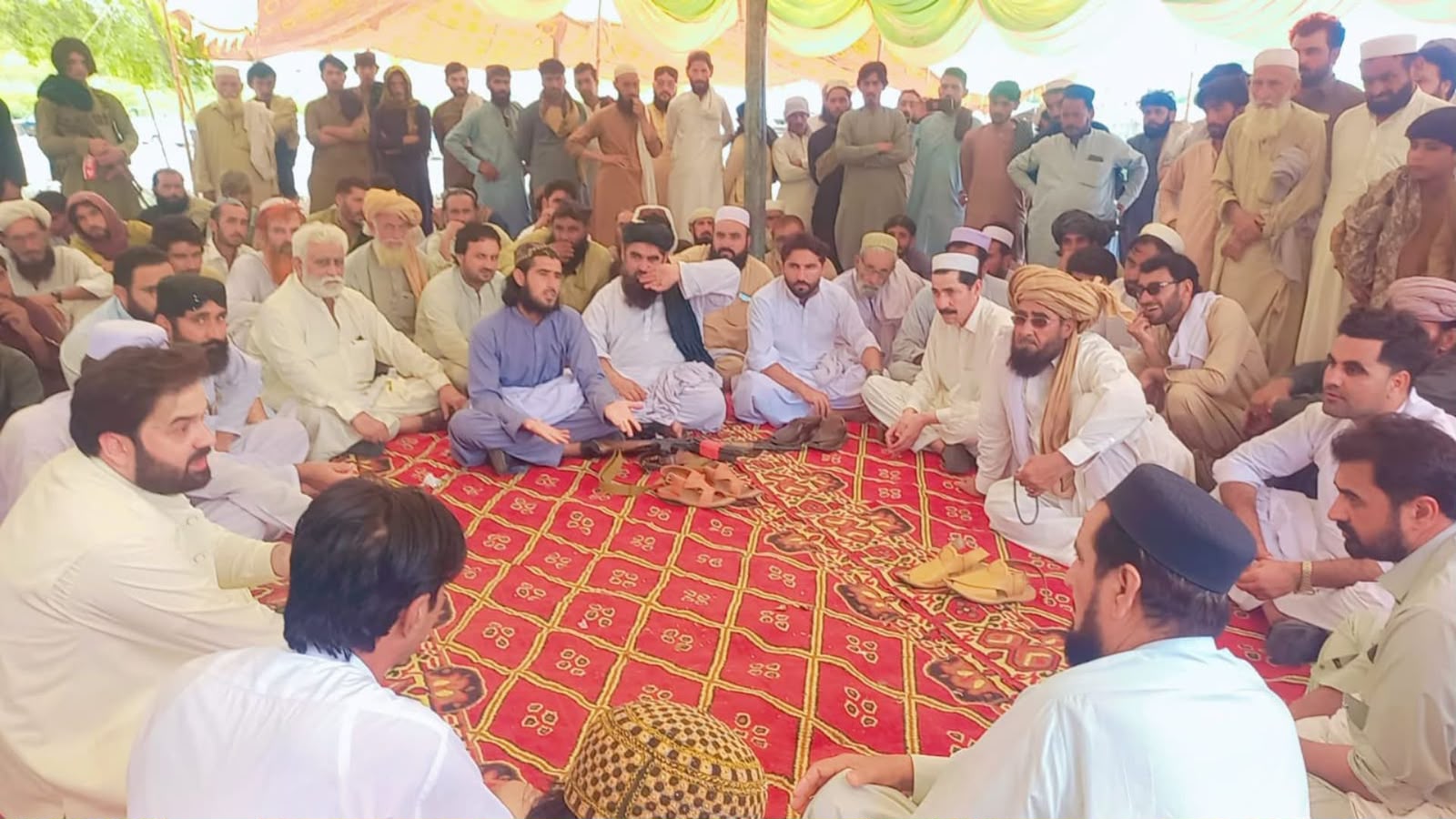 ټانک : جنډوله کې د بېټني قام جرګې د پوځي عملیاتو او شیلنګ د درولو غوښتنه وکړه