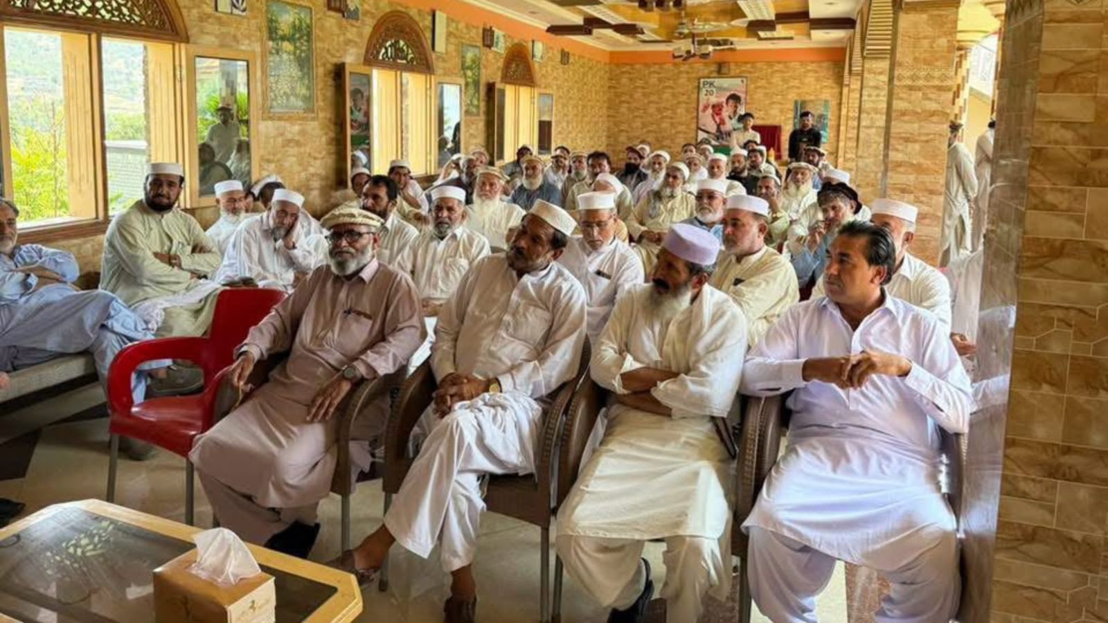 باجوړ : د سلارزو تحصيل مشرانو جرګې د امن د ټينګښت لپاره د ګډ اقدام پرېکړې وکړې