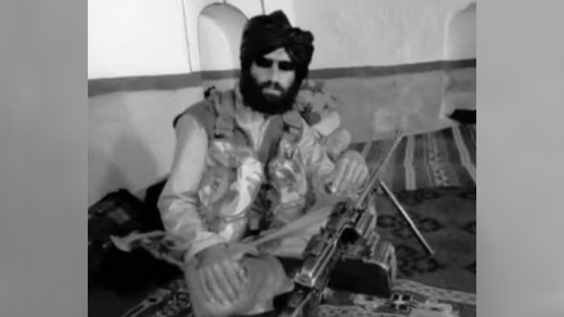 غزني : د ټي ‌ټي‌ پي د یو قوماندان د وژل کېدو راپورونه؛ طالبان چوپ دي