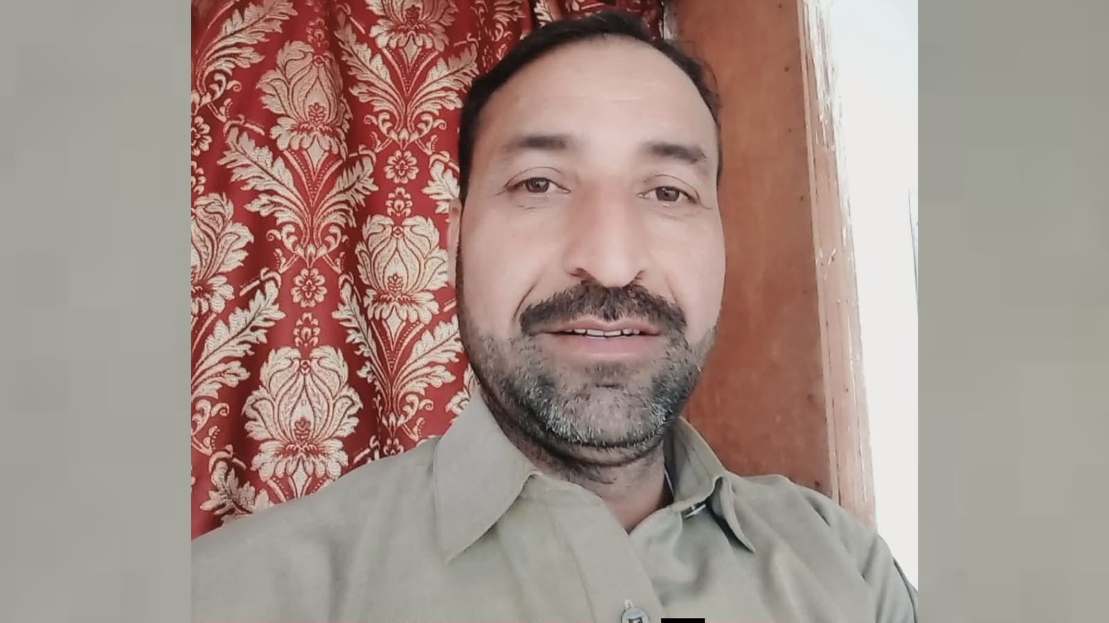 نوښار : د چینايي وګړو د امنیت ساتونکې ډلې د ګاډی ټکر؛ یو پولیس سرتېری مړ شوی او څلور نور ژوبل