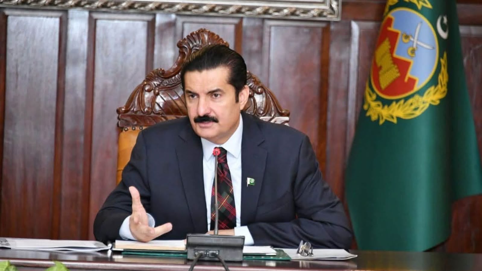 د خیبر پښتونخوا ګورنر له وزیراعظمه د قبایلي ضلعو او ملاکنډ لپاره د وفاقي ټیکسونو نه د اسثنا د بېرته بحالولو غوښتنه کړی