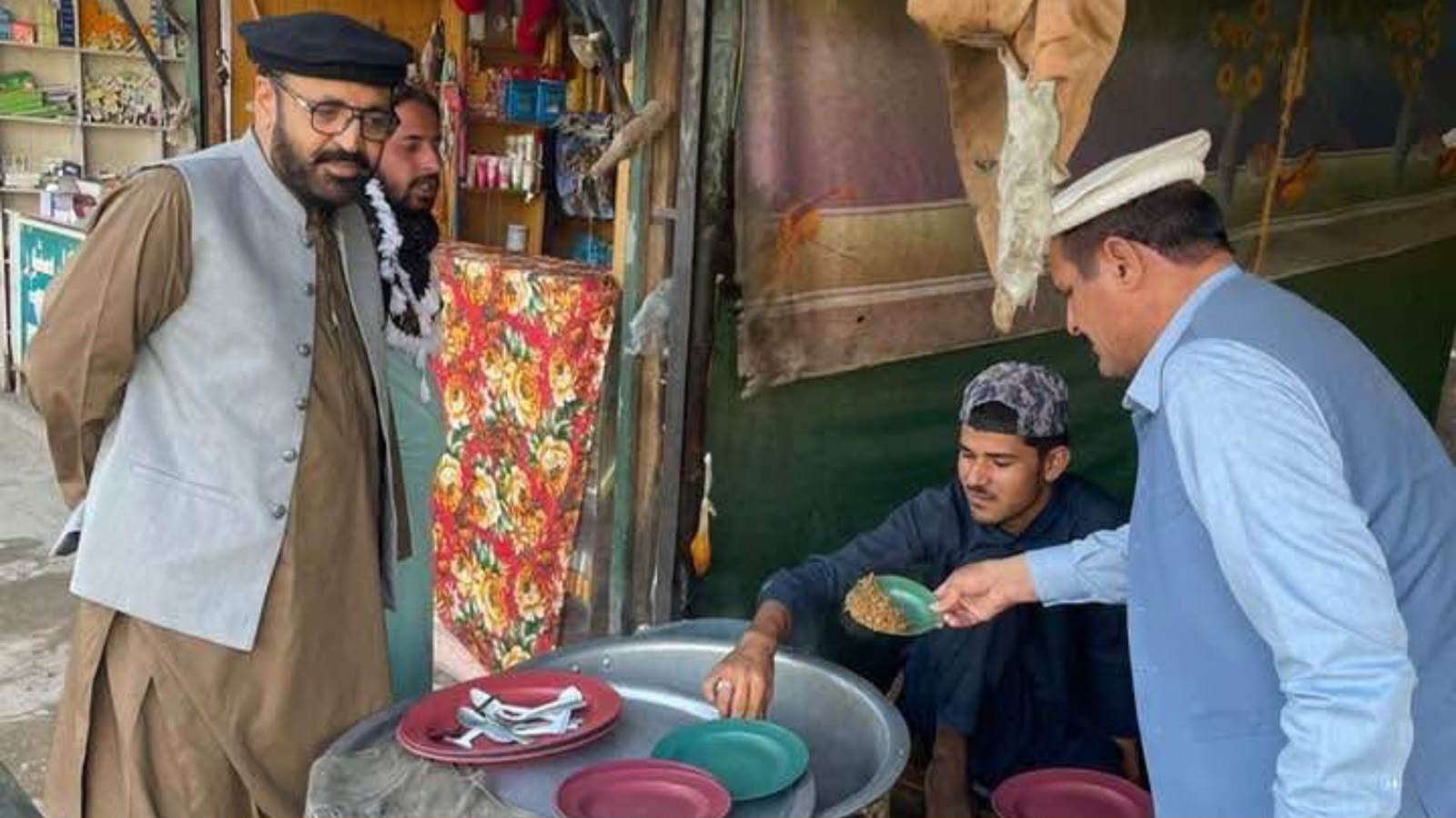 شمالي وزیرستان : د رزمک بازار د بیو، پاکوالي او خوراکي توکو د معیار څارنه وشوه