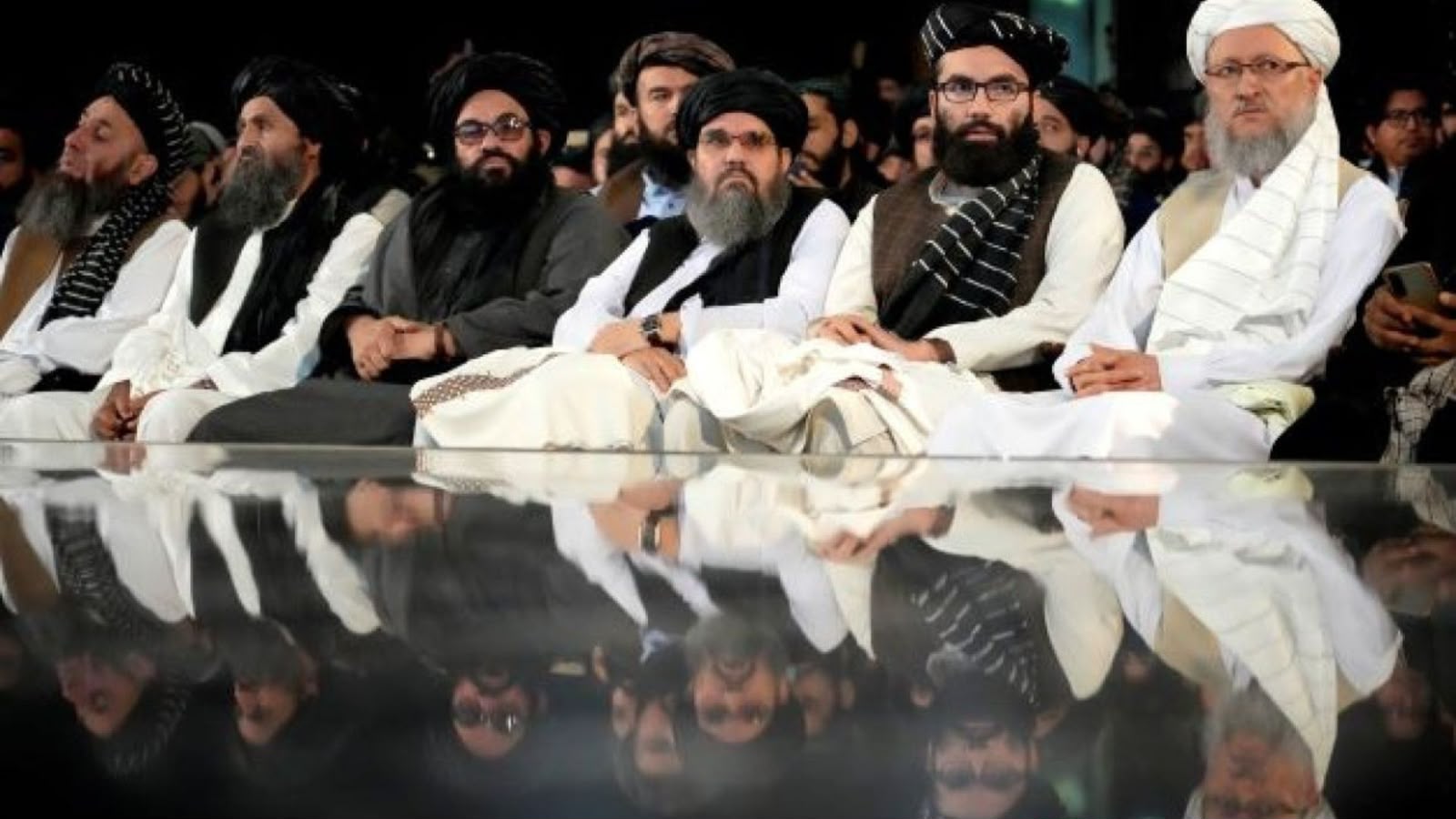 نظرپوښتنه : نږدې ۷۵ سلنه افغانان د طالبانو له نظامه ناخوښه دي