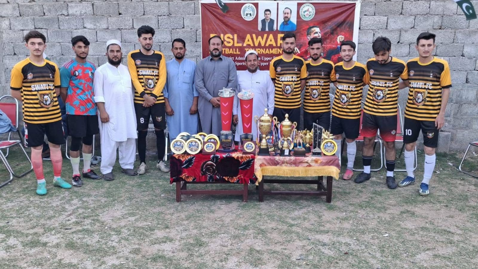 بر دیر کې د ۱۶ لوبډلو د فوټبال ټورنمنټ پای؛ سواتي فوټبال کلب اتلولي وګټله