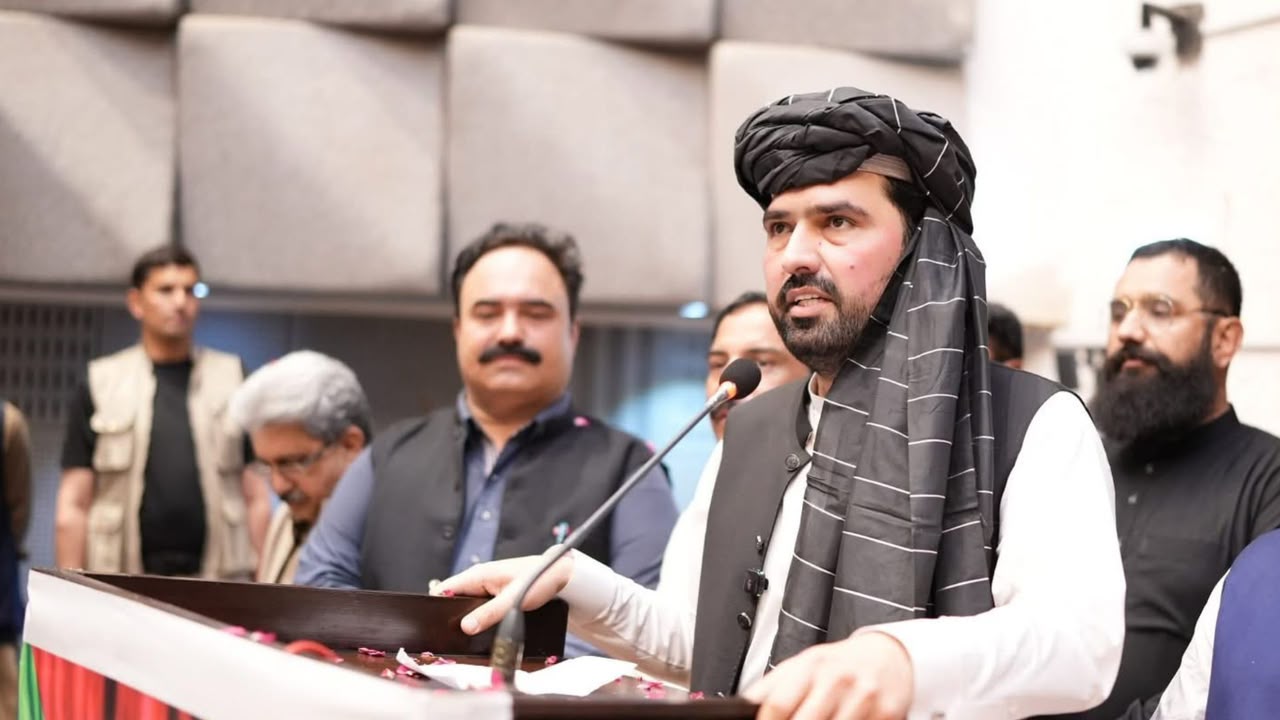په ضم شوو قبایلي ضلعو کې مقامي حکومتونو ته د پرمختیايي منصوبو لپاره د ۱۷ اعشاریه ۵۵ اربه روپیو د ورکولو اعلان