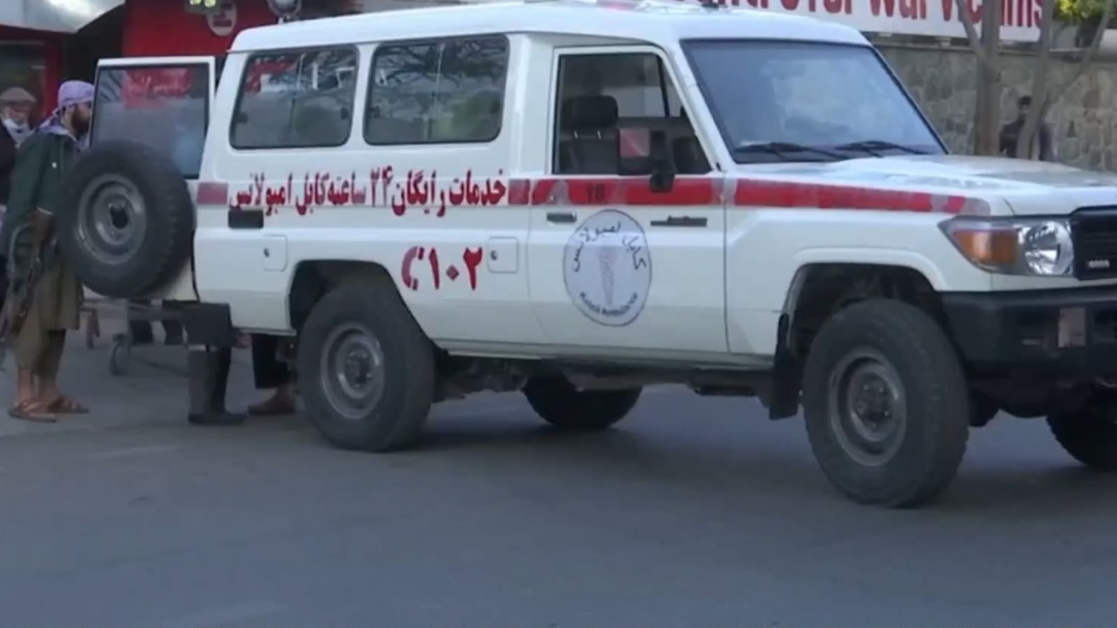 افغانستان : کابل کې د زړو ناچاوده موادو په چاودنه کې ۵۲ کسان ټپیان شوي