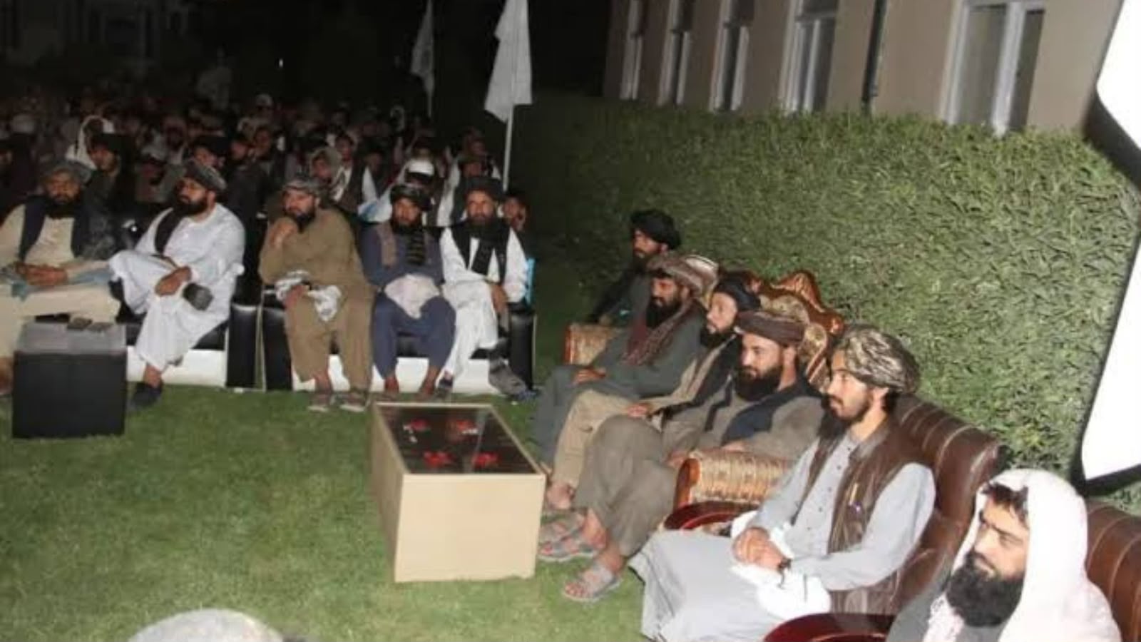 افغانستان : کابل کې د خپلواکۍ په مناسبت ولسي مشاعره شوې