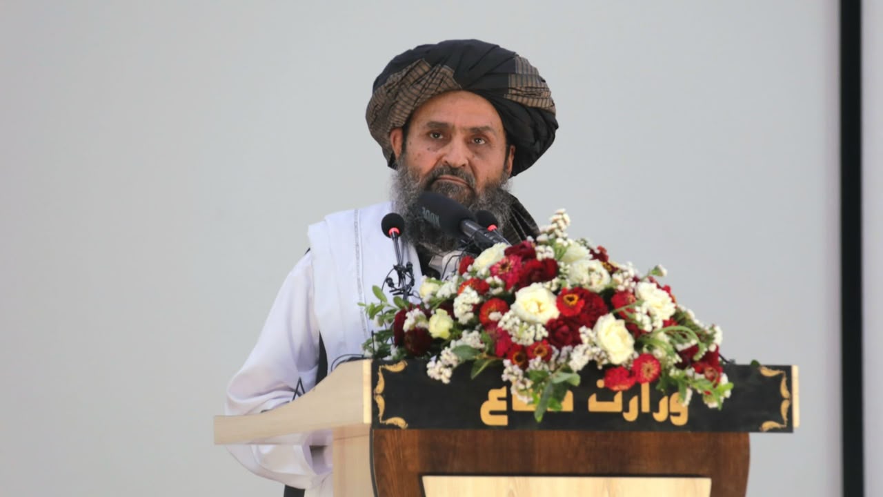 ملا عبدالغني برادر : ورانکاري کسان دې د نورو په لمسون له تخریب او کورنیو جګړو لاس واخلي
