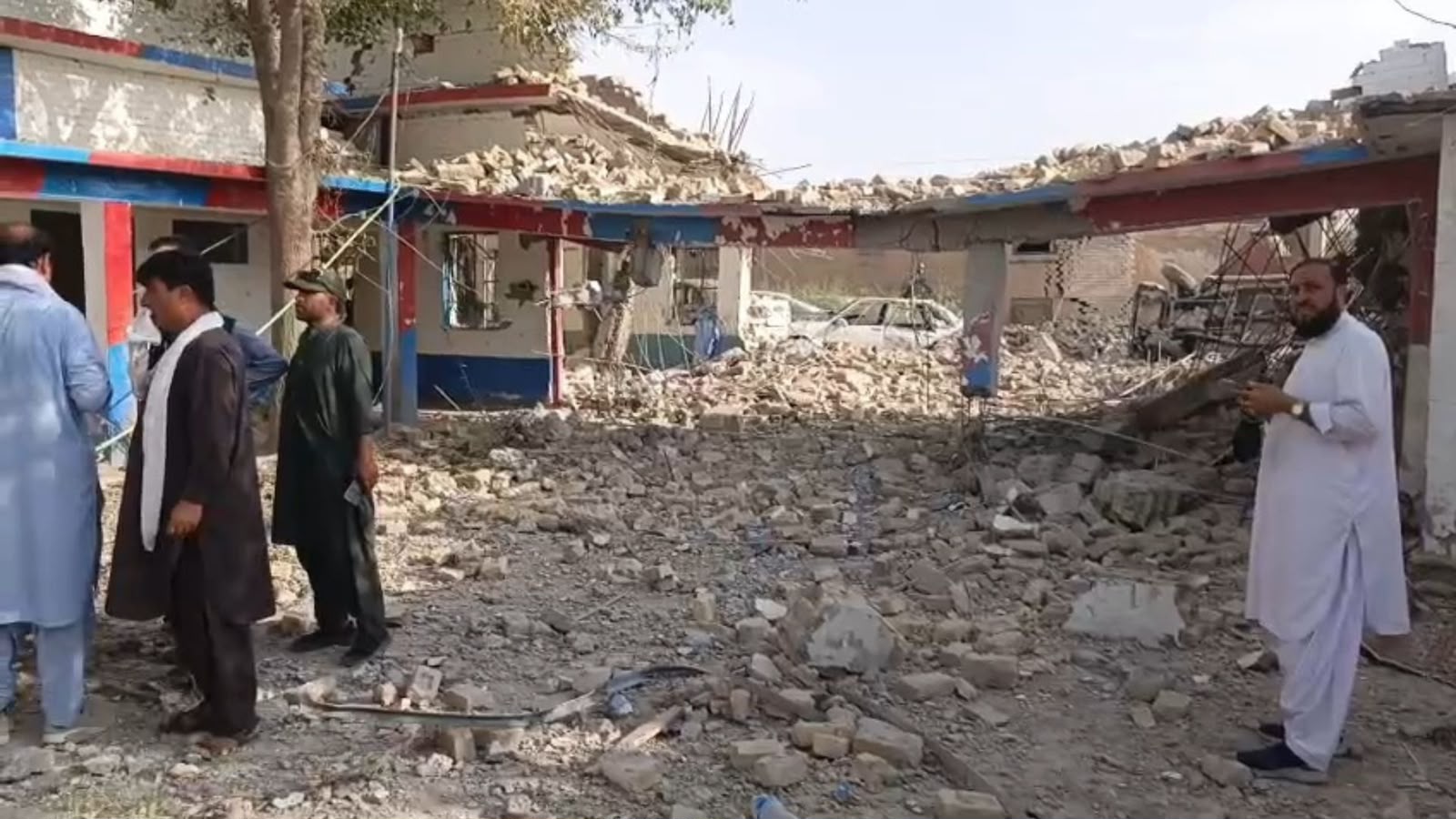 پشین : وسله والو د سرانان پولیس تاڼه په چاودېدونکو توکو ویجاړه کړه