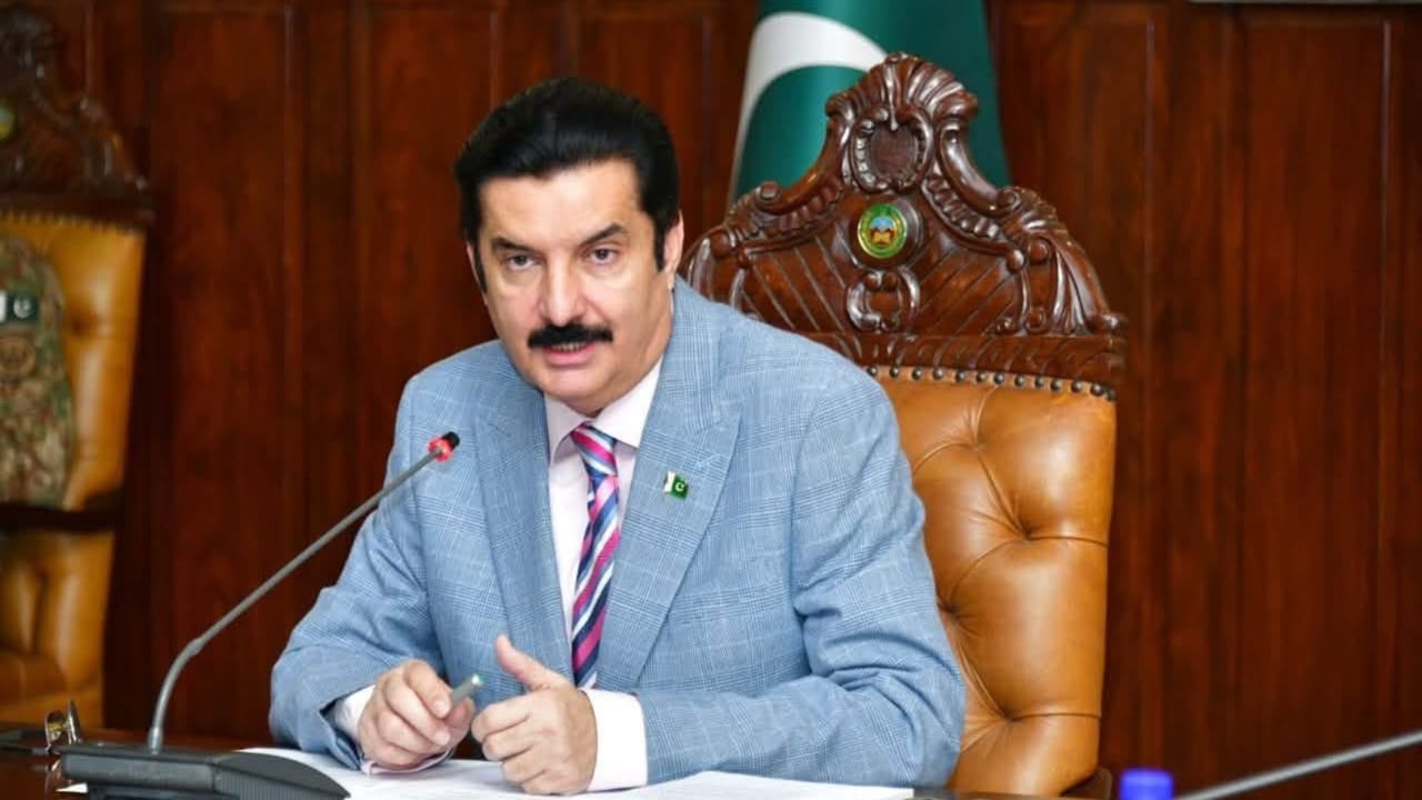 فیصل کریم کونډي: په خیبر پښتونخوا او بلوچستان کې د عملیاتو پر مهال ۴۹ وسله وال وژل شوي