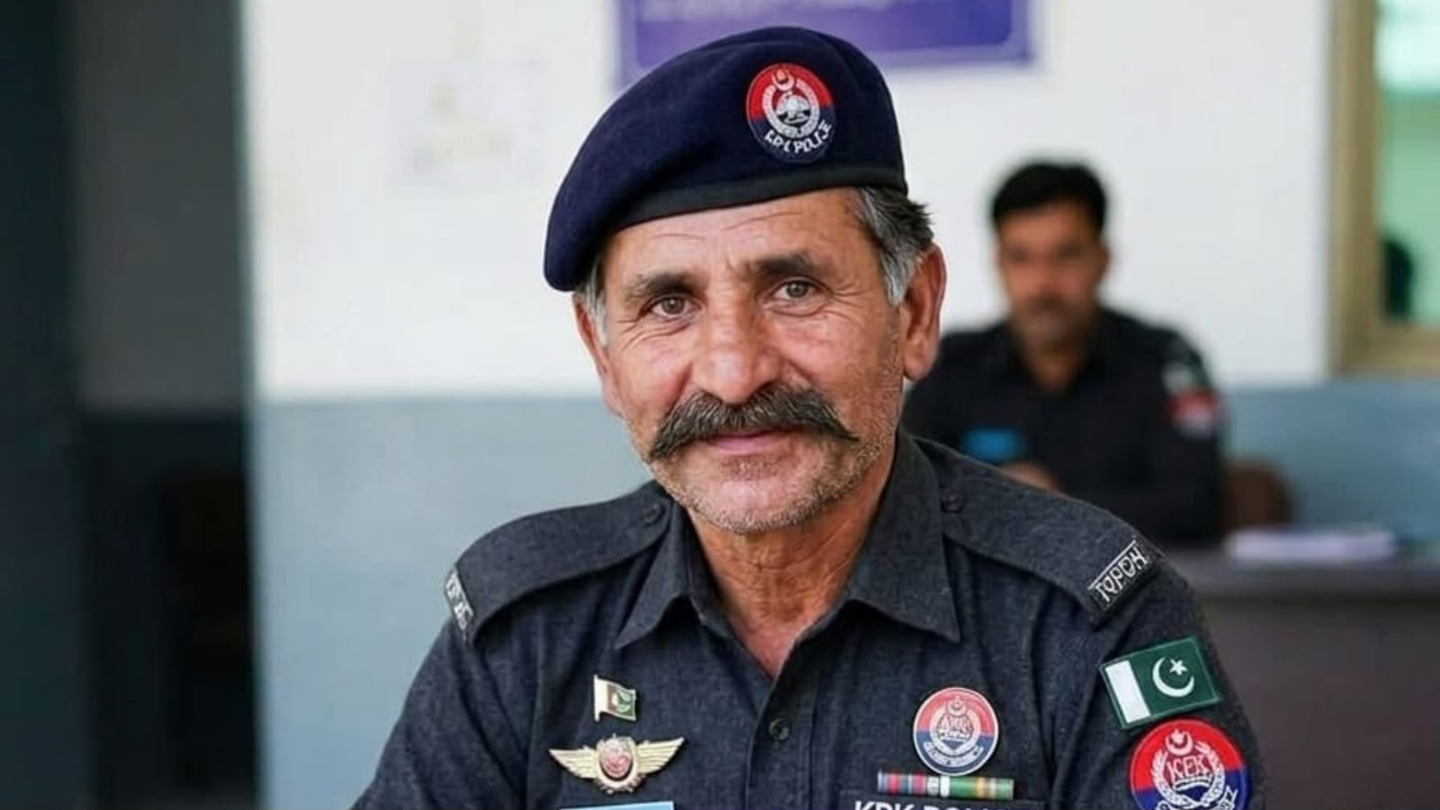 خیبر : د جمرود په تخته بېګ چیک پوسټ ډزې، د پولیسو او امنیتي ځواکونو دوه سرتېري وژل شوي