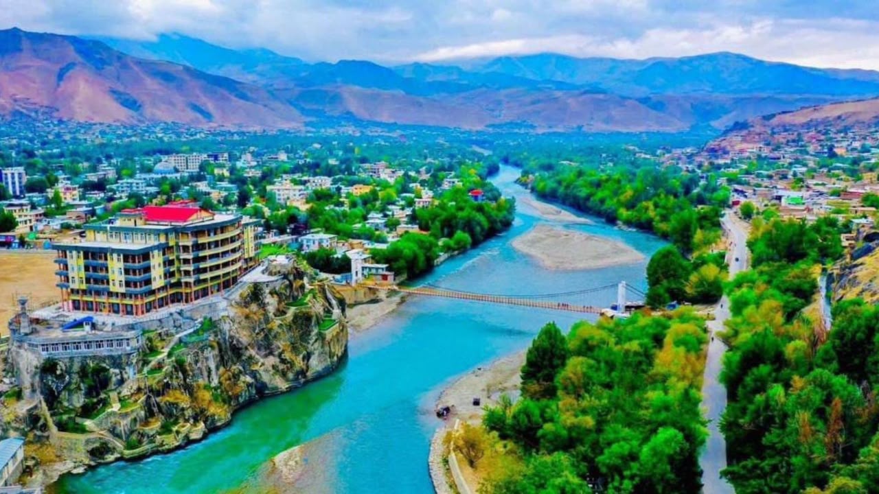 افغانستان : فیض‌ اباد کې د لېوني سپي د چیچلو له امله ۱۶ ښځې او ماشومان ژوبل شوي
