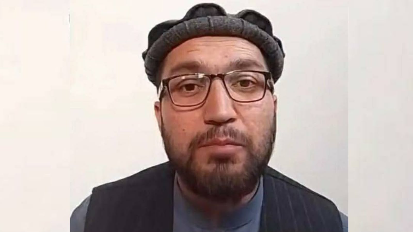 افغانستان : د طالبانو منتقد ښوونکی نویدالله فطرت په هرات کې نیول شوی
