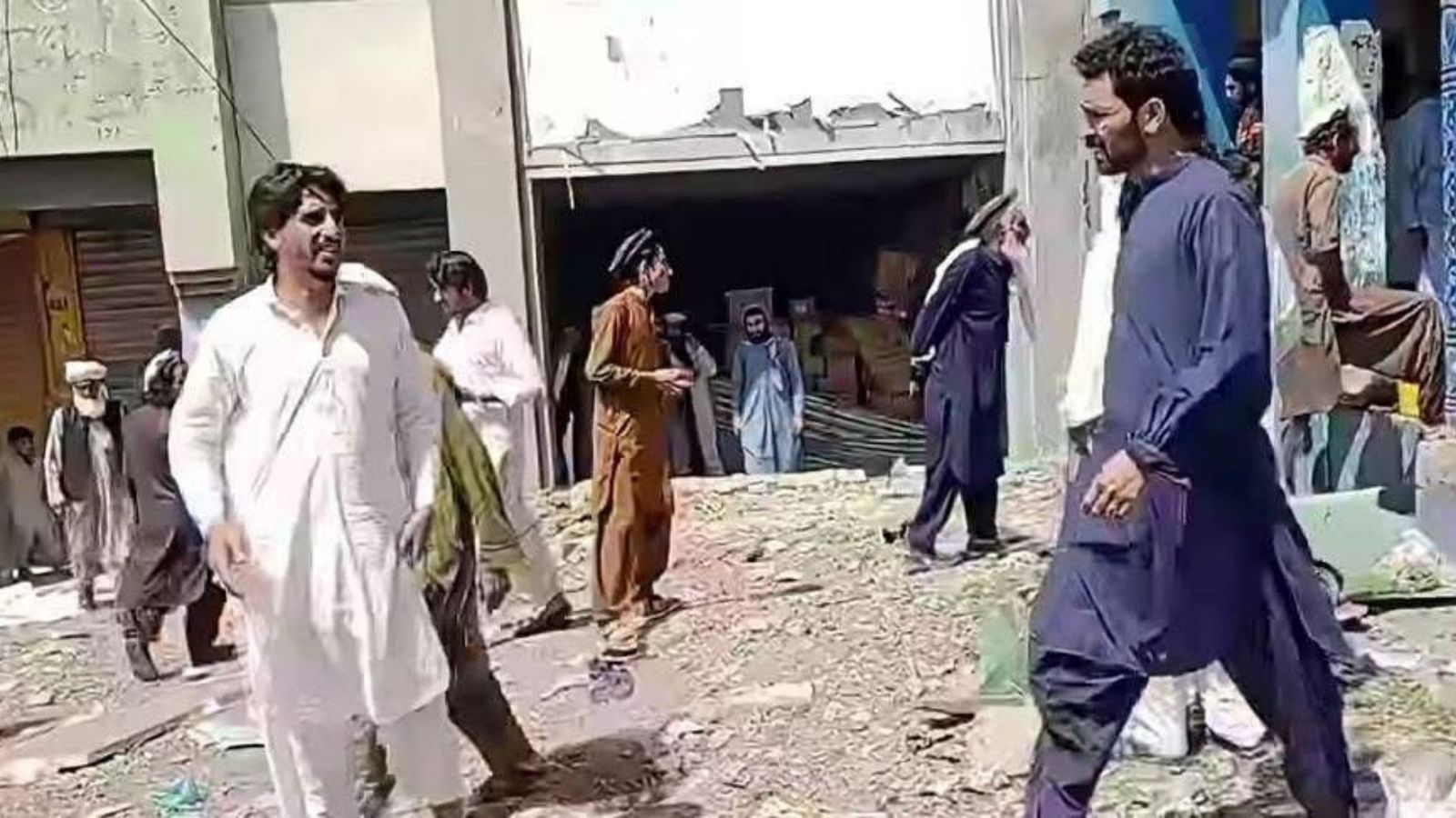 بر سویلي وزیرستان: مکین بازار کې د امن کمېټۍ دفتر مخې ته چاودنه، یو کس وژل شوی ۵ نور ژوبل
