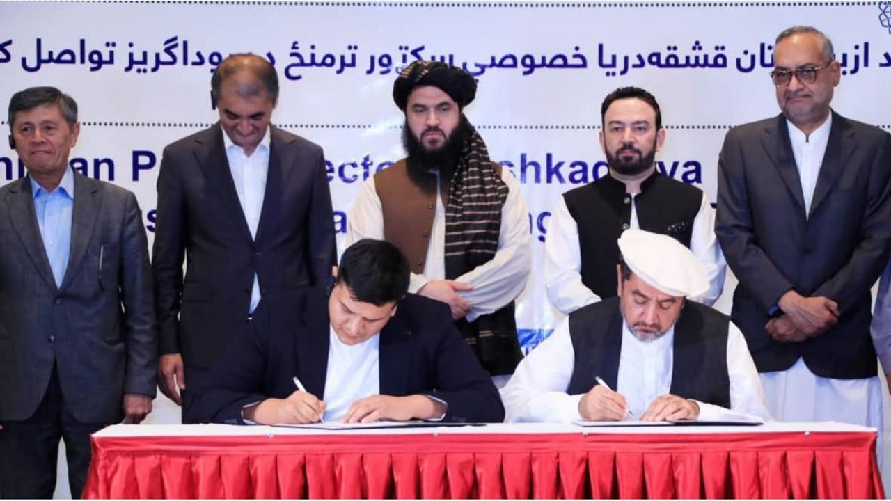 افغانستان او ازبکستان د ۲۶۷ میلیونه ډالرو په ارزښت ۲۰ سوداګریز هوکړه‌ لیکونه لاسلیک کړل
