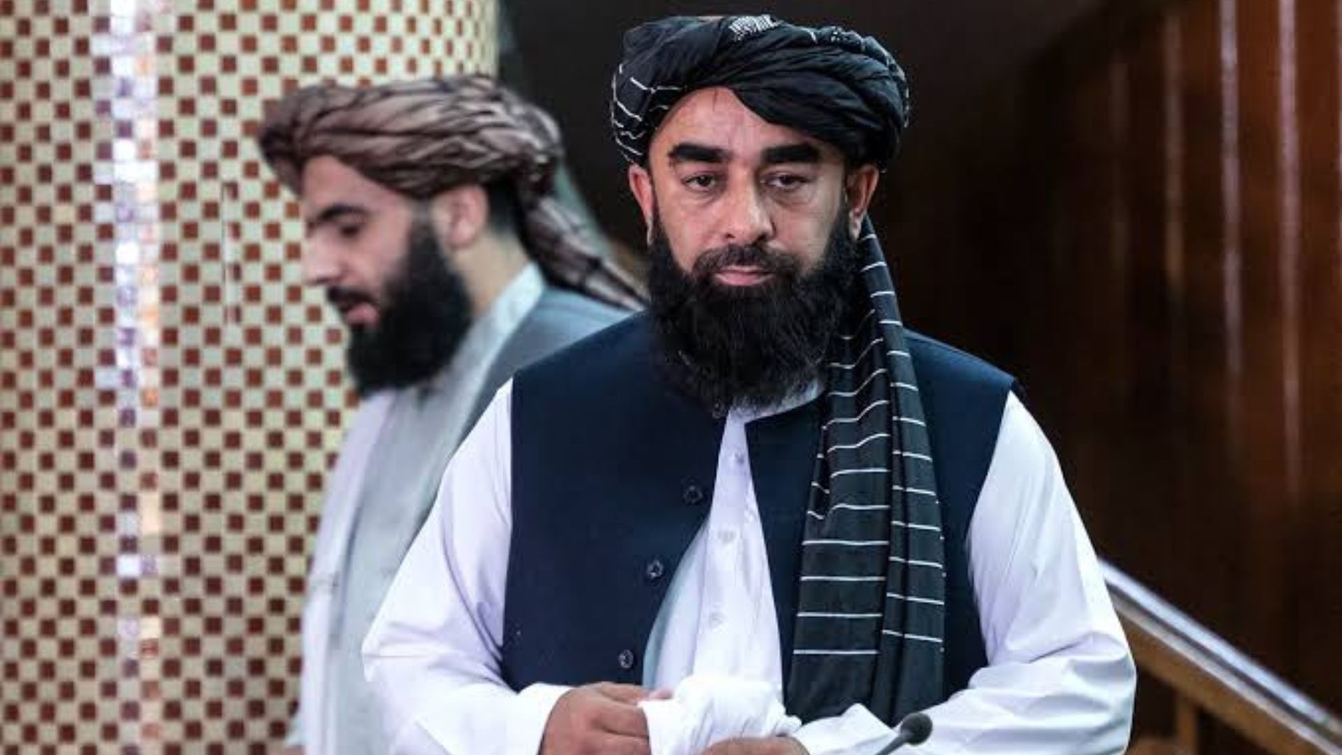 ذبیح الله مجاهد: له نیوکې پرته له هر چارواکي فرعون جوړېدی شي