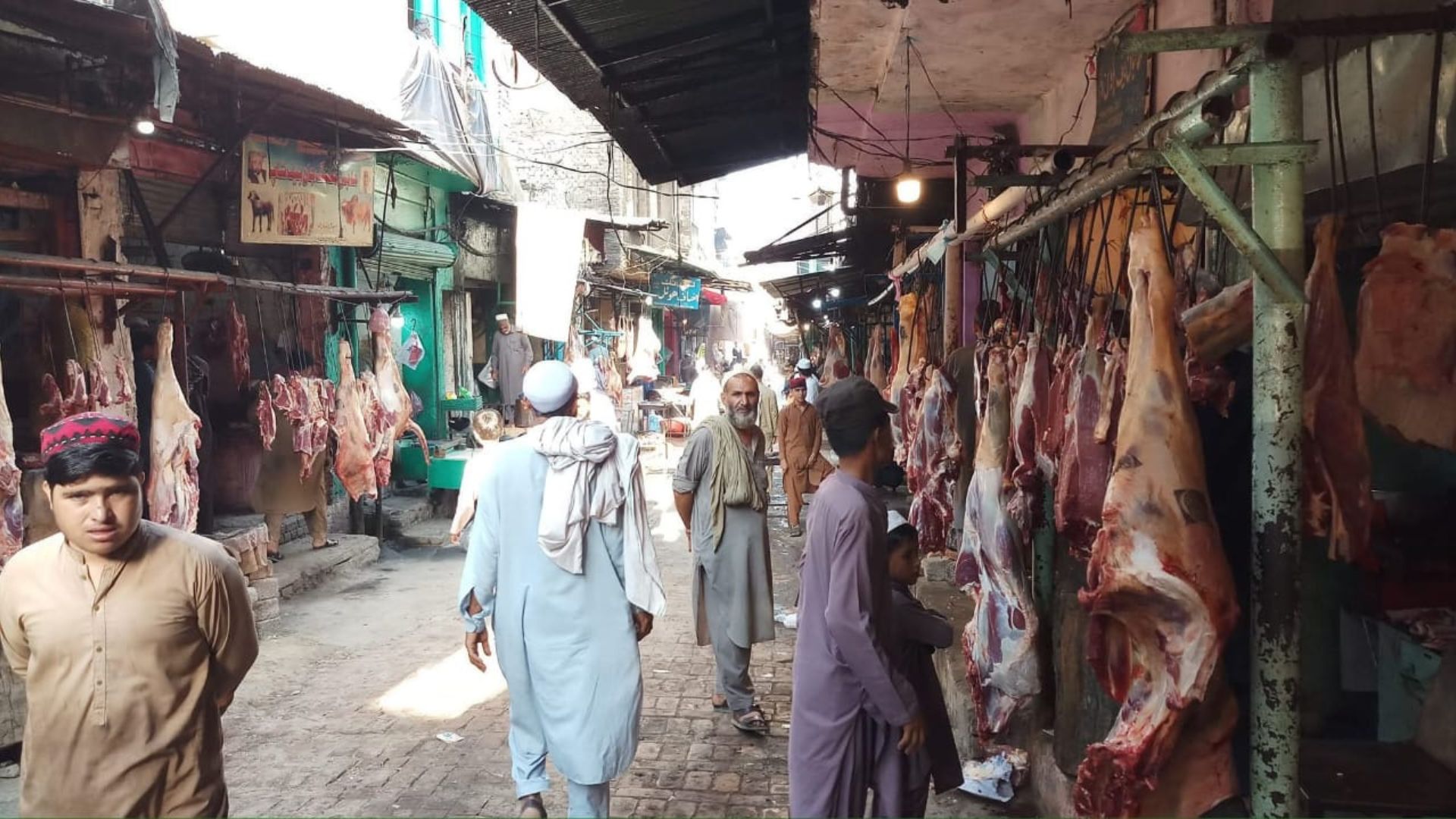 خیبر : په لنډي کوتل او جمرود کې د ناروغو څارويو د غوښې د خرڅلاو شکایتونه