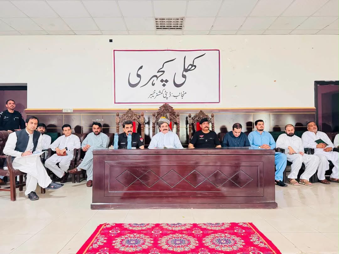 د خېبر ولس په جمرود کي د ډپټي کمشنر مخې ته خپلې ستونزې وړاندې کړې