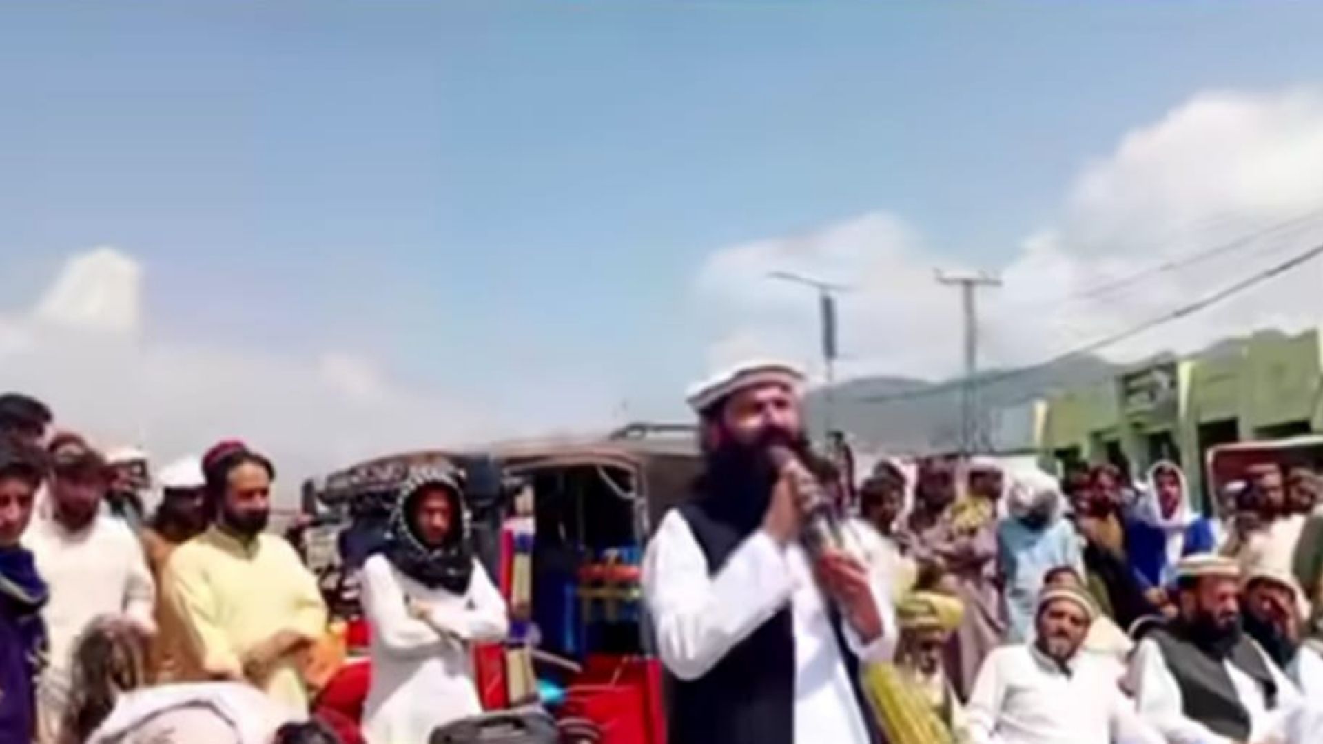 بر سویلي وزیرستان : په مکین کې د ناامنۍ پر ضد بازار تړل شوی او لویه جرګه شوې