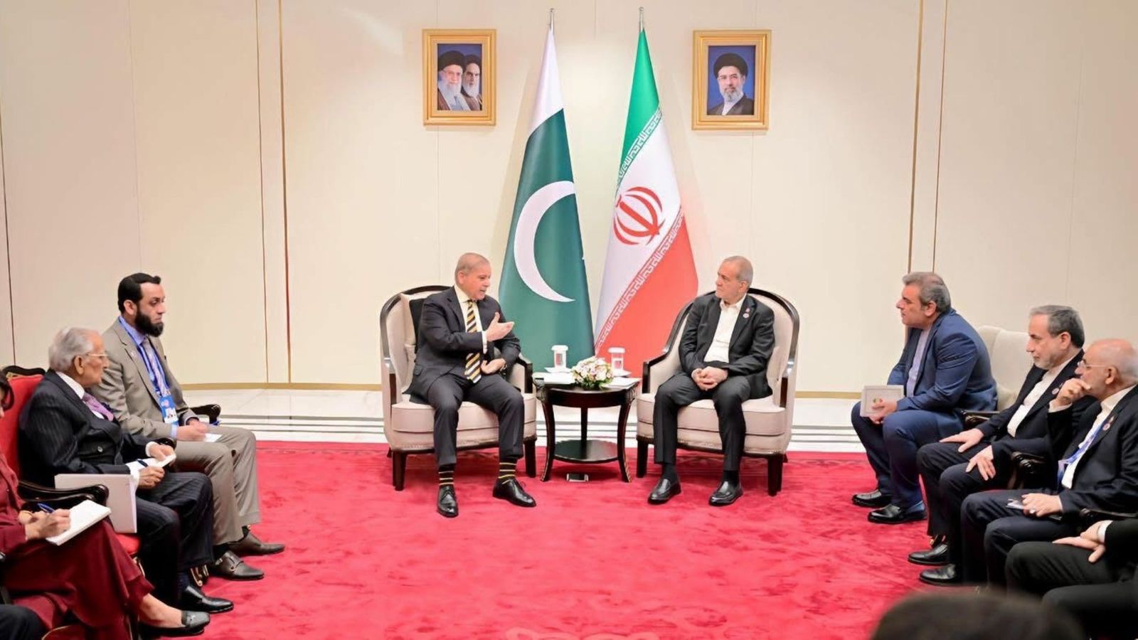 ایران : امریکا دې «اسلام‌ اباد تفاهم» ته بېرته وګرځي؛ تهران یې عملي کولو ته تیار دی