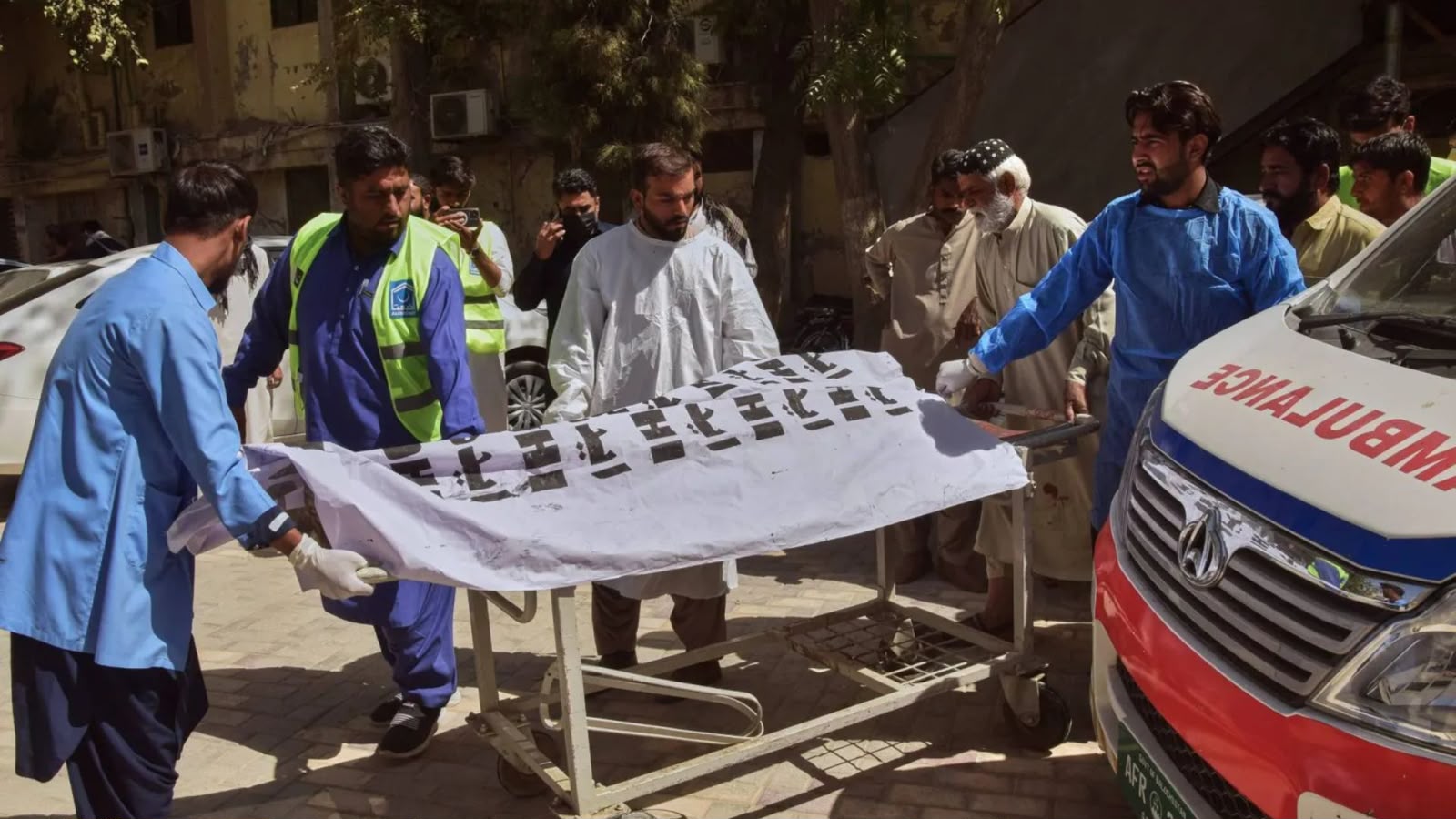 بلوچستان : چاغي او دوکۍ کې د درېیو افغانانو په ګډون څلور کسان وژل شوي، دوه نور تښتول شوي