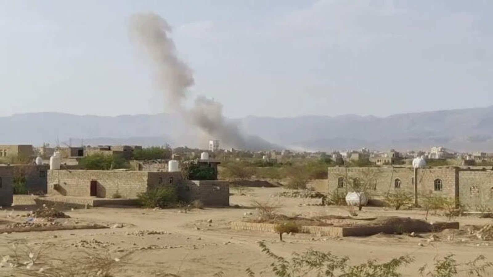 حوثیانو پر سعودي عربستان تازه توغندیز او ډرون بریدونه کړي؛ ۷۳ کسان ټپیان دي