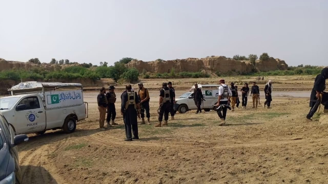 لکي مروت کې د کرم پله ټول پلازی ته نږدې څلور مړي موندل شوي