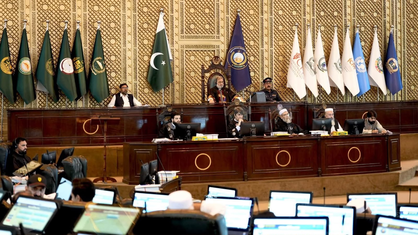 خیبر پښتونخوا اسمبلۍ د مریم نواز، عظمیٰ بخاري او رانا ثناءالله پر ضد د ارټیکل ۶ له مخې د کارروایۍ سپارښتنه وکړه