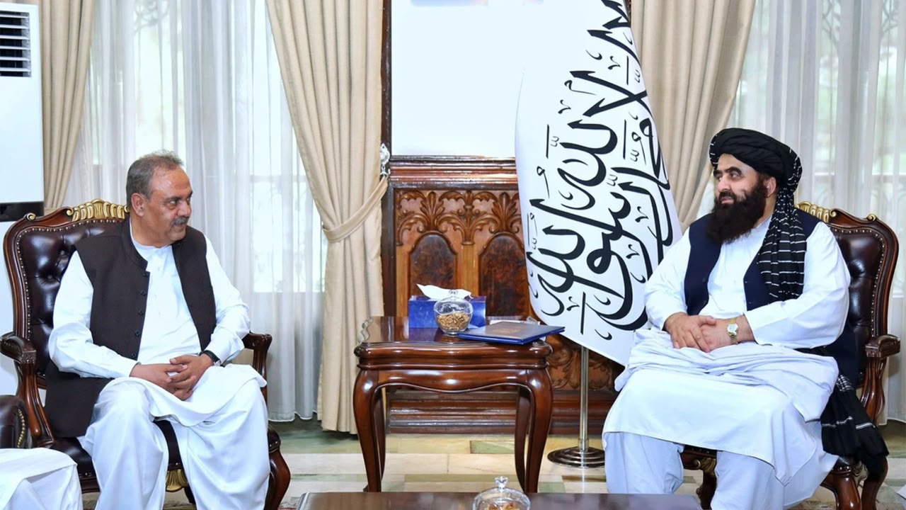 اصف درانی : په افغانستان کې القاعده، داعش او د پاکستان ضد وسله‌ والې ډلې فعالې دي