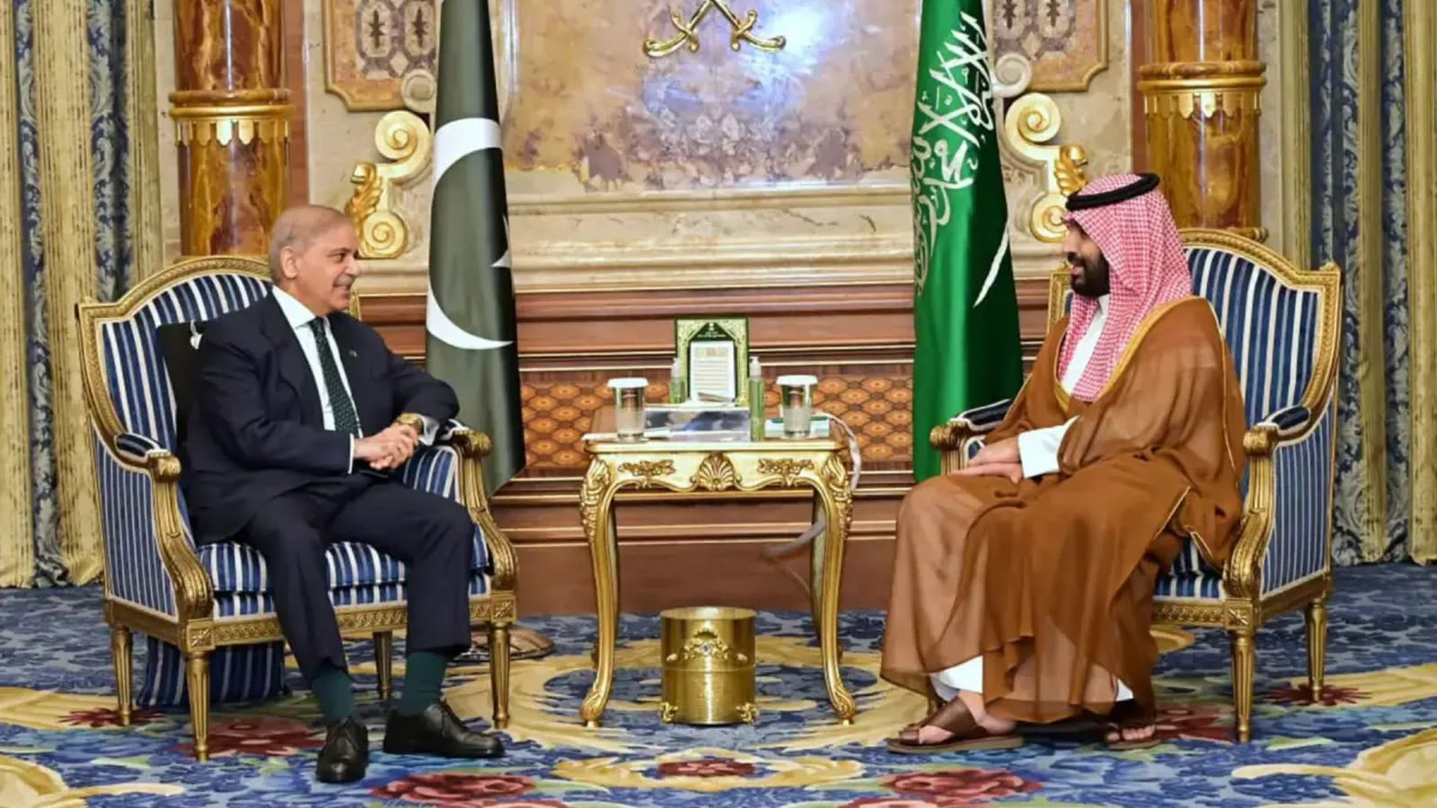 شهباز شریف له محمد بن سلمان سره د حوثیانو پر بریدونو خبرې کړې