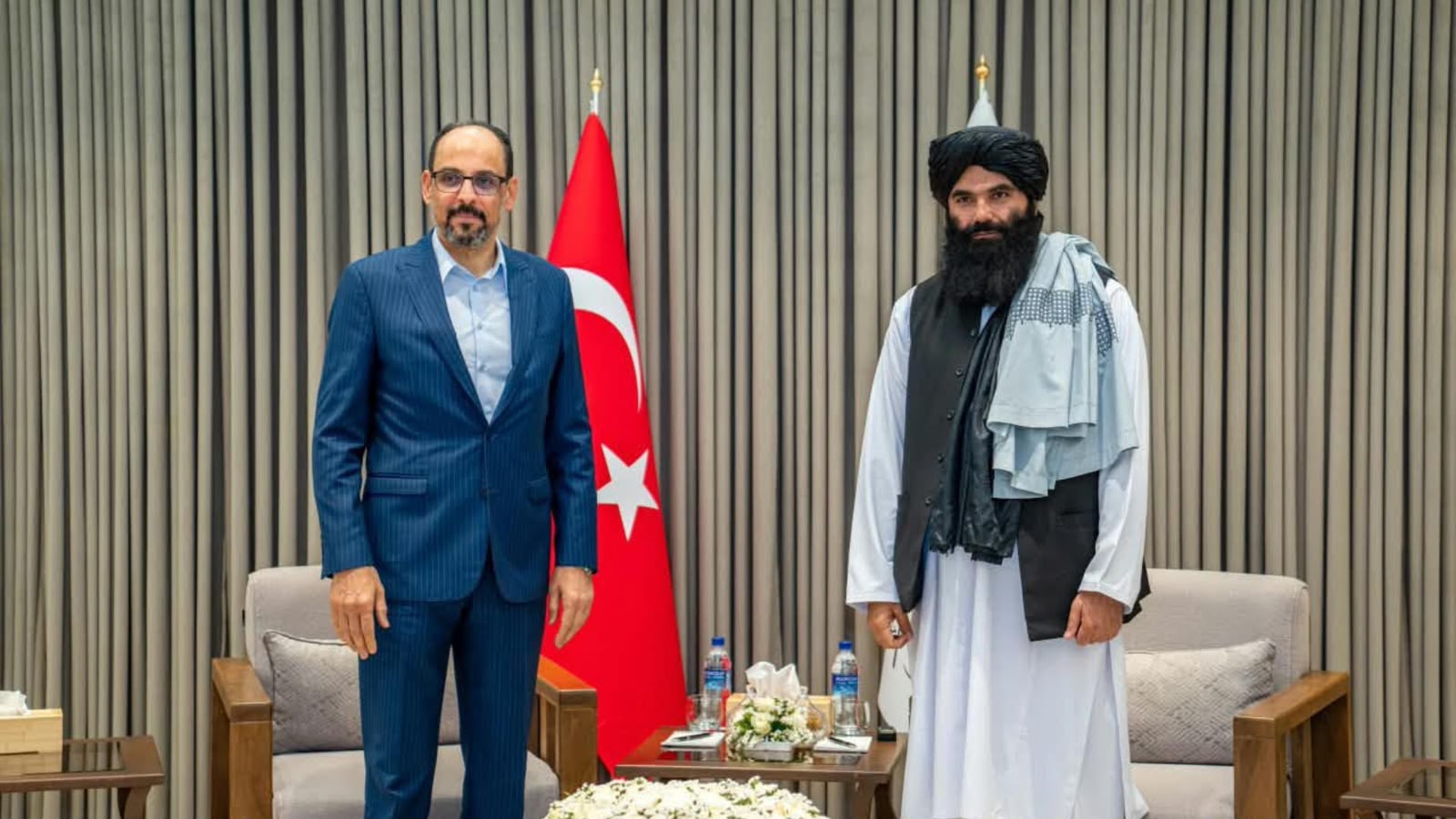 افغانستان : سراج‌ الدین حقاني د ترکیې د استخباراتو له مشر ابراهیم کالین سره لیدلي