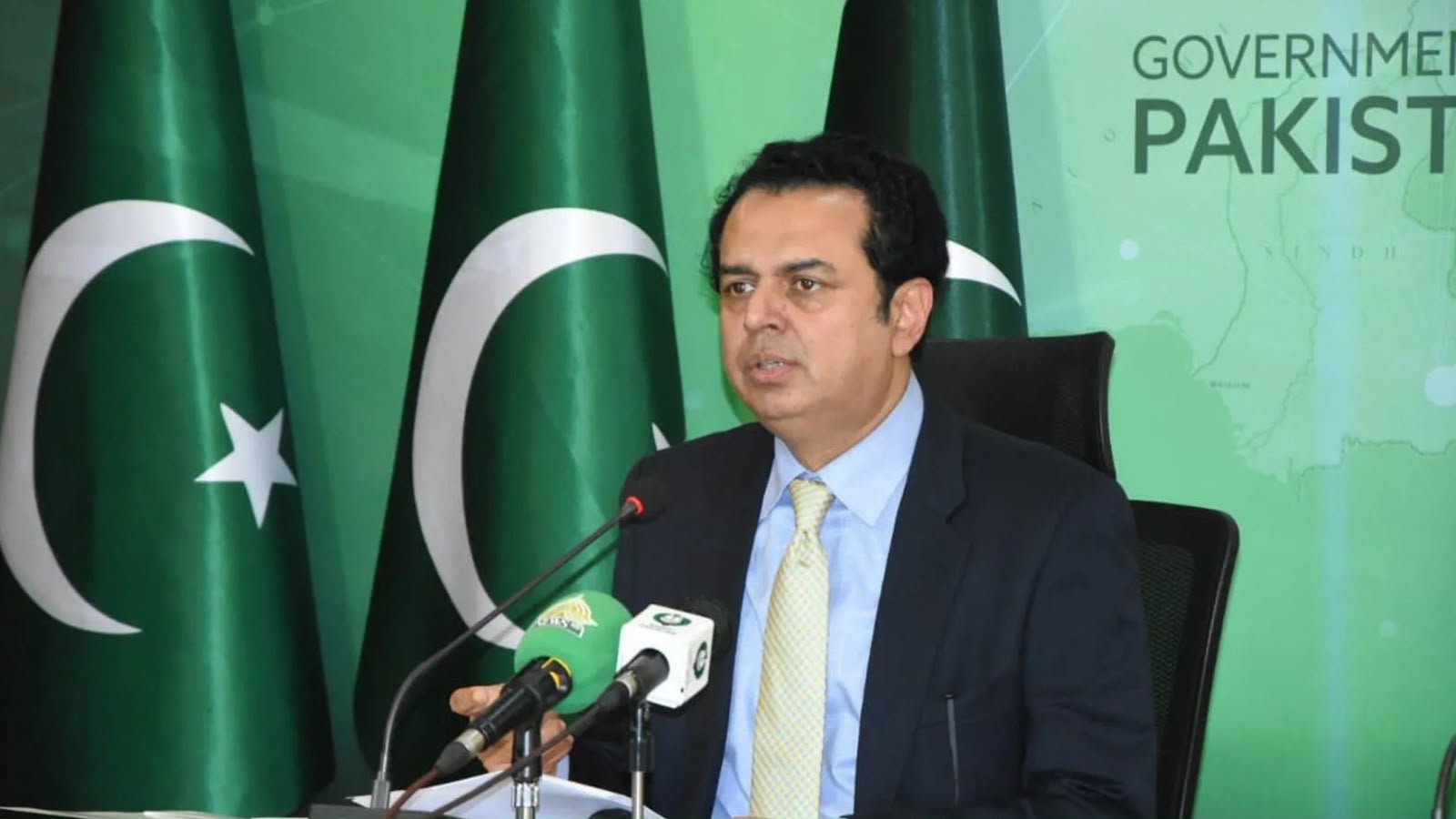 د پاکستان حکومت : له افغانستانه د باړې له لارې کشمیر ته د وسلو رسولو ډله نیول شوې