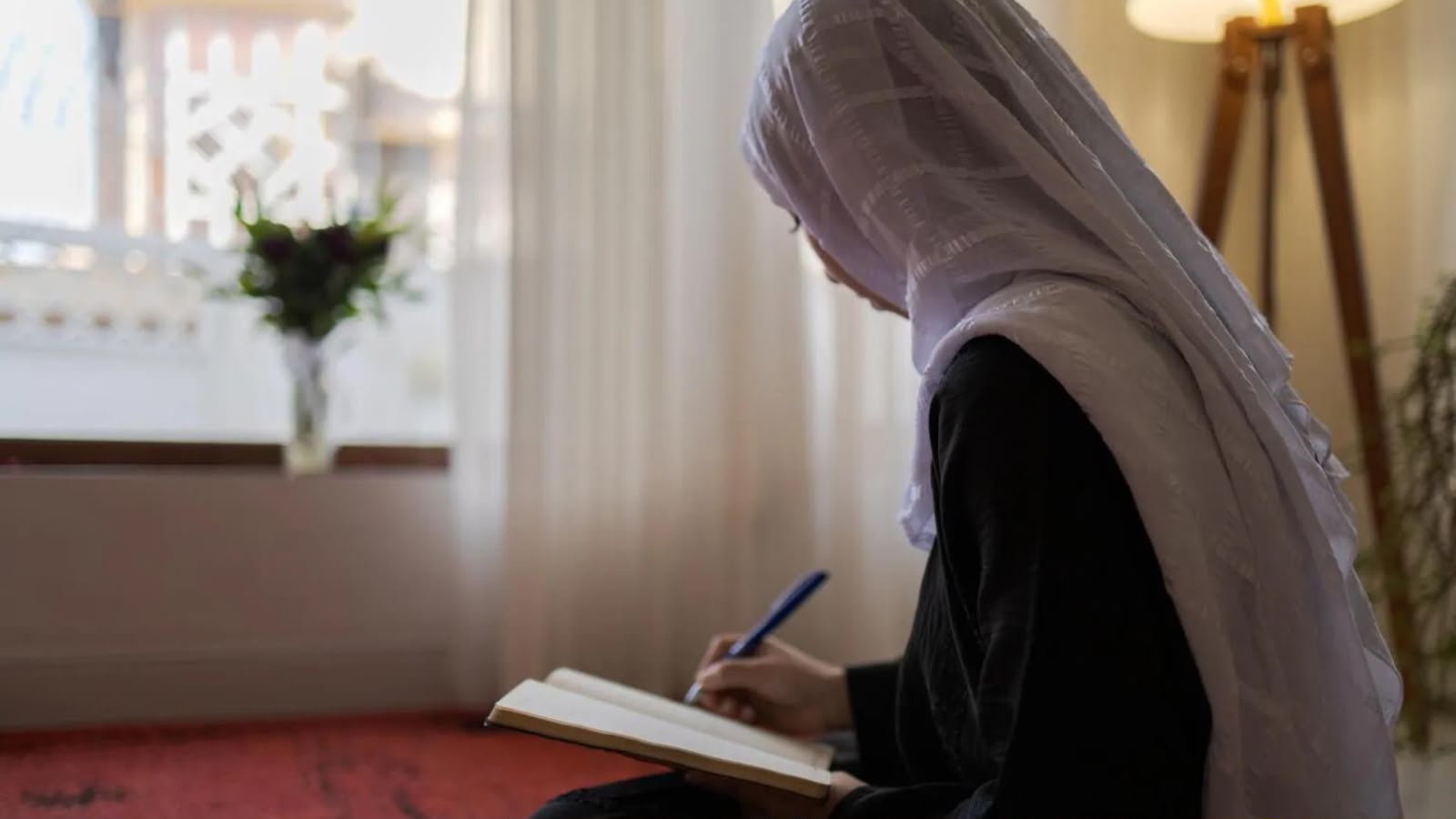یونیسف : له ۲.۶ میلیونو ډېرې افغان نجونې له منځنیو زده‌ کړو بې‌ برخې دي
